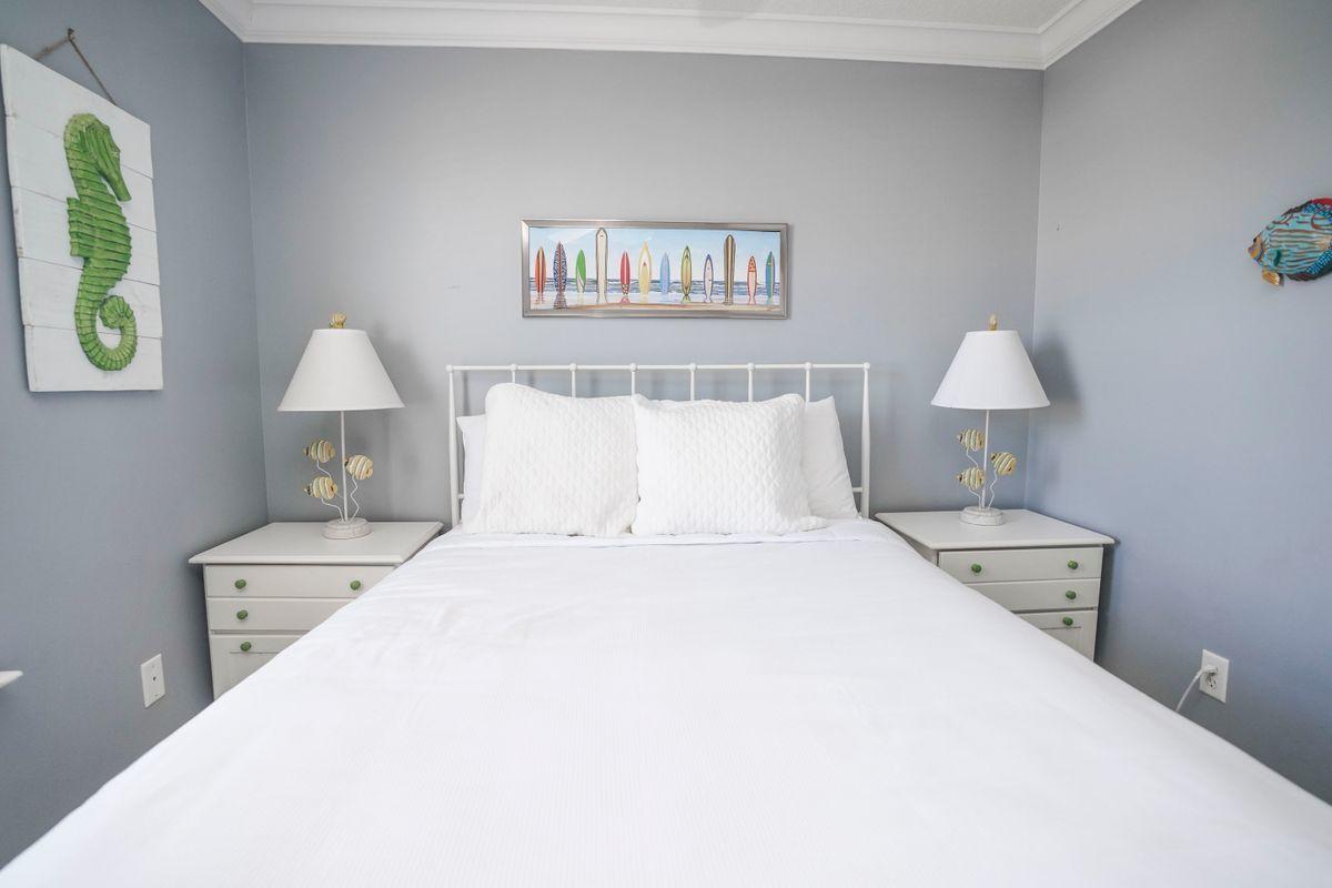 SUNSET VILLAS - Residential