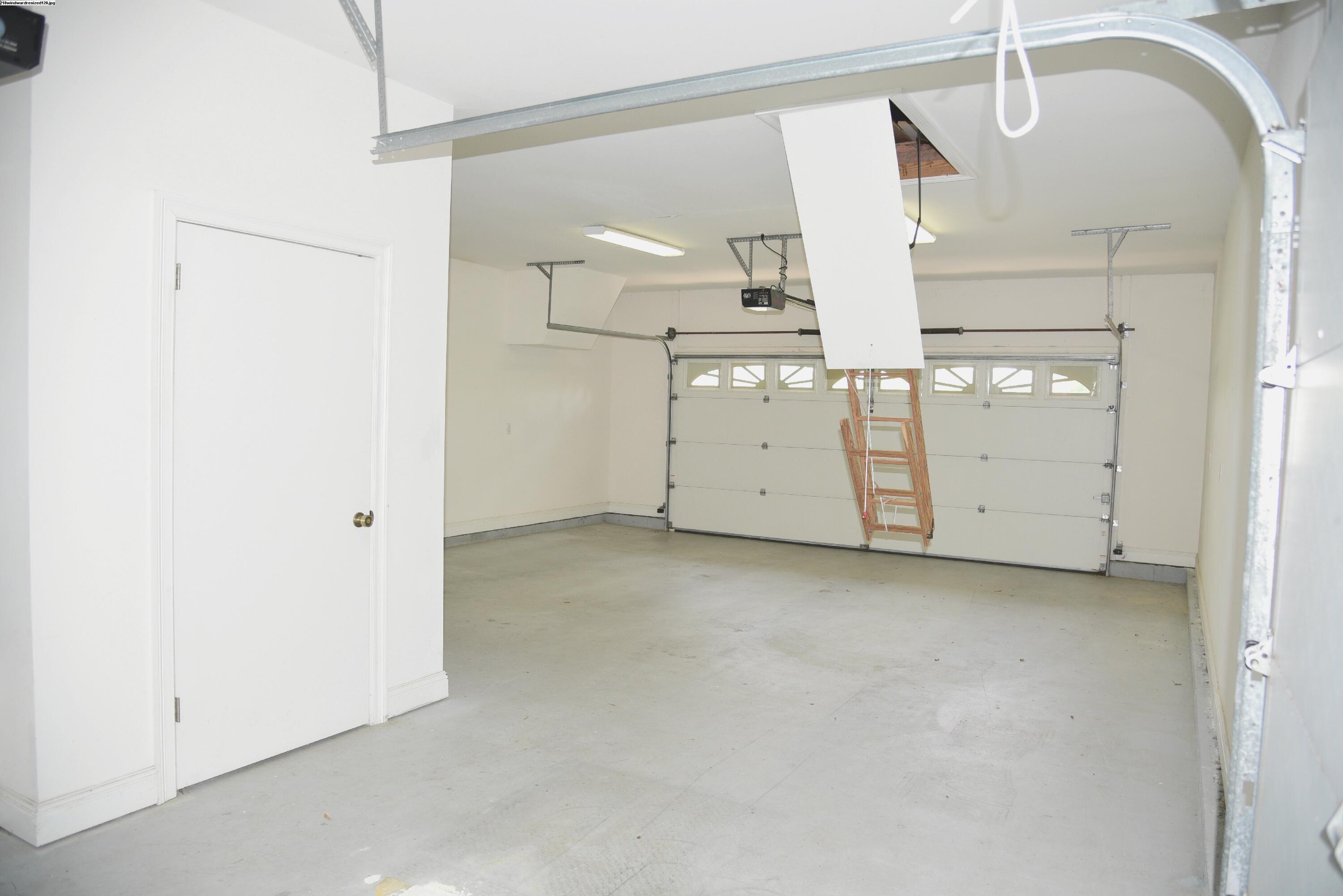 WINDWARD COVE - Residential Lease