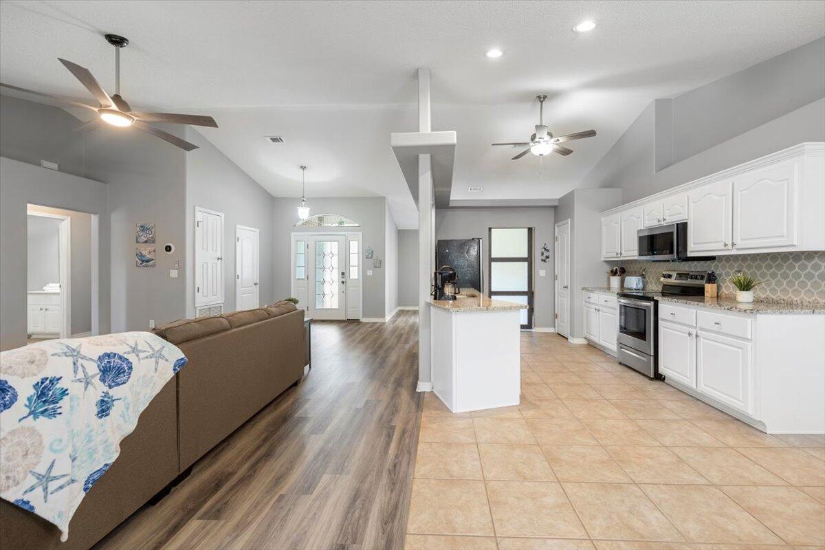 HOLLEY BY THE SEA - Residential