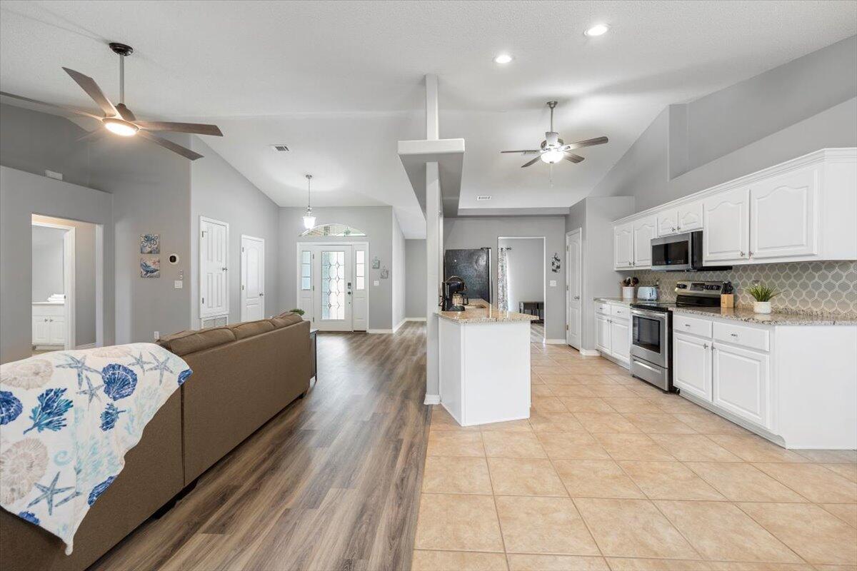 HOLLEY BY THE SEA - Residential