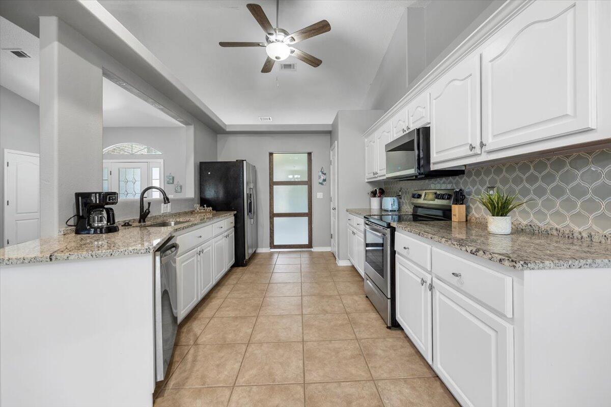 HOLLEY BY THE SEA - Residential