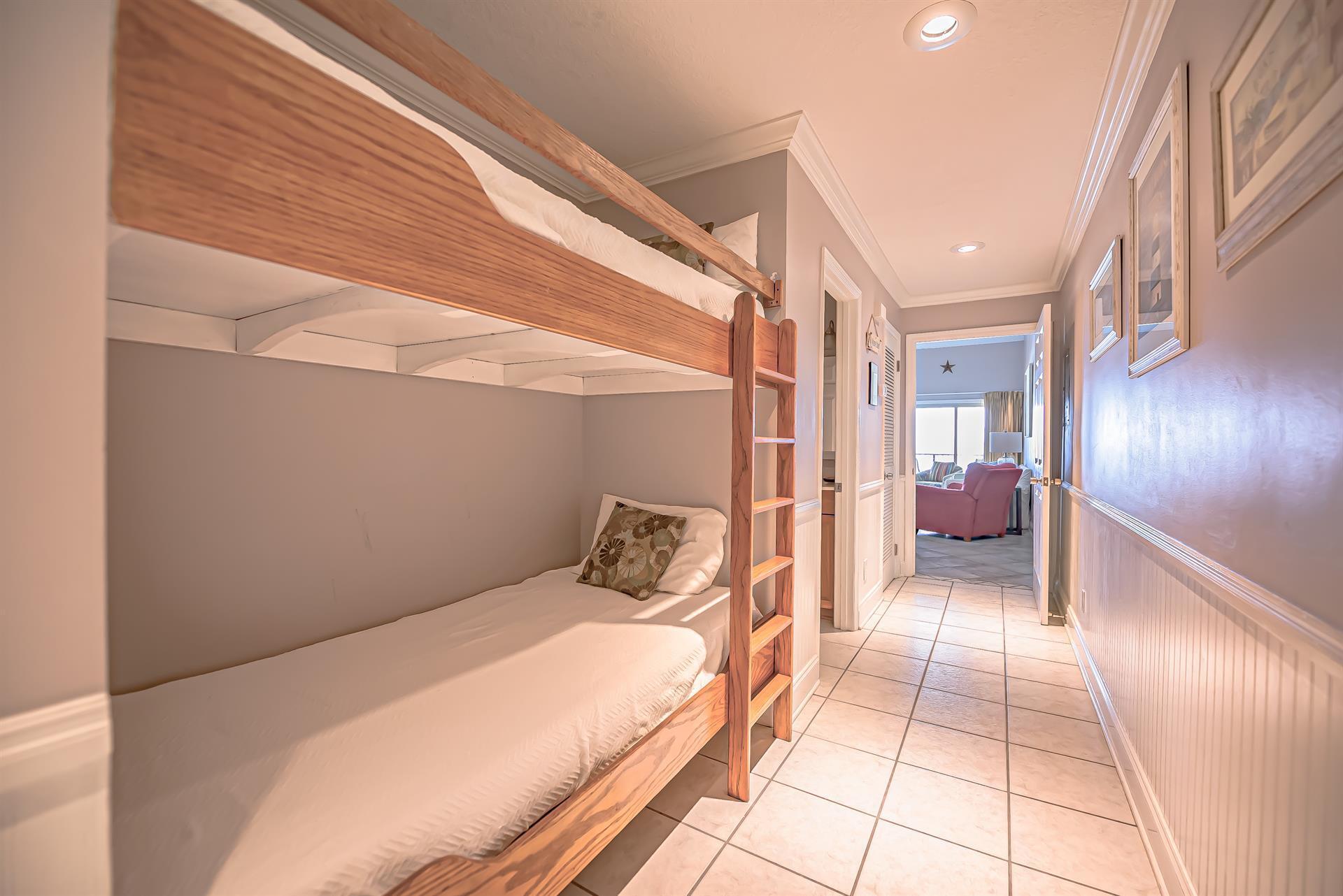 CORAL REEF CLUB PH 2 - Residential