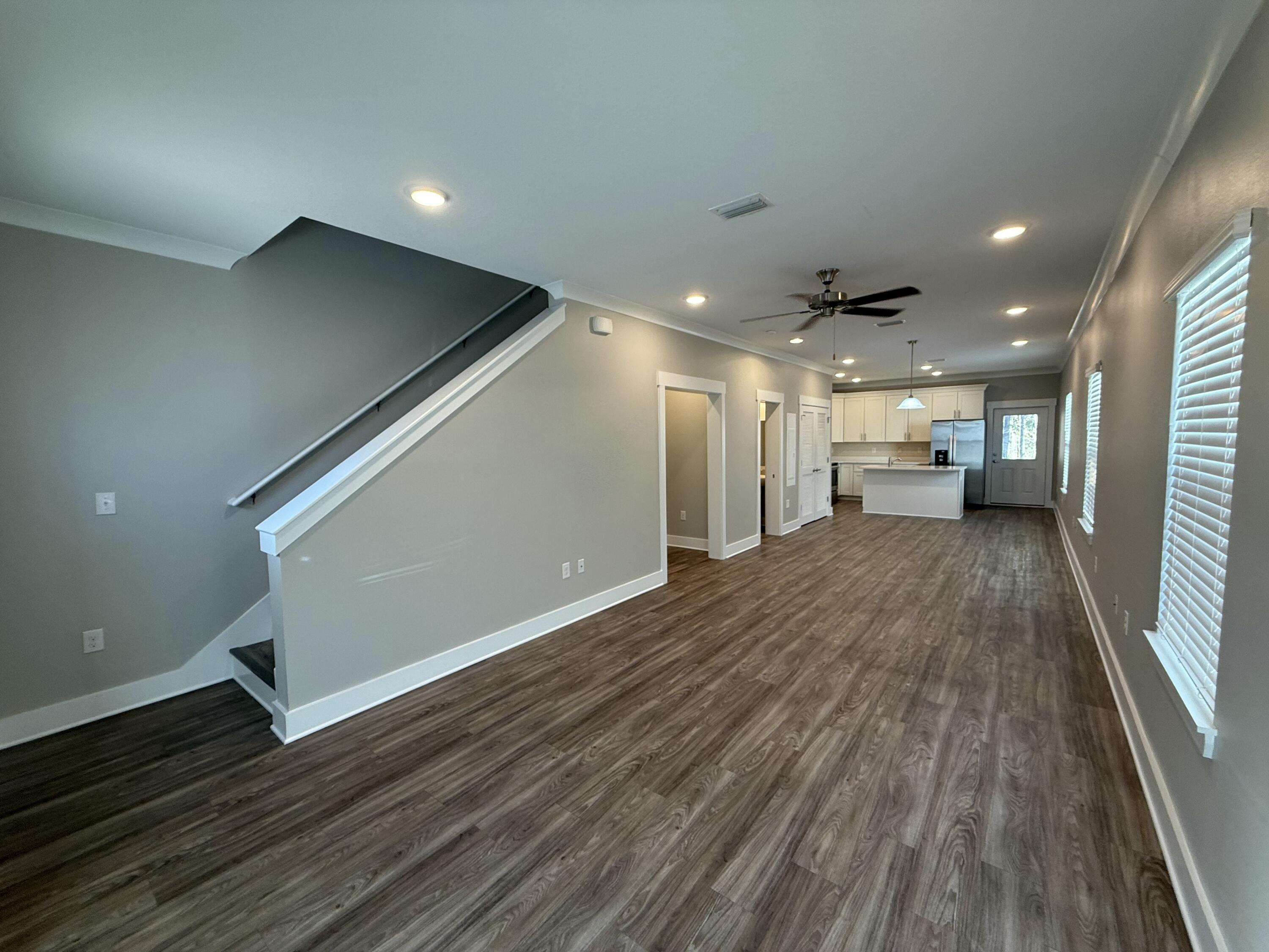 VERANDAS AT FREEPORT - Residential Lease