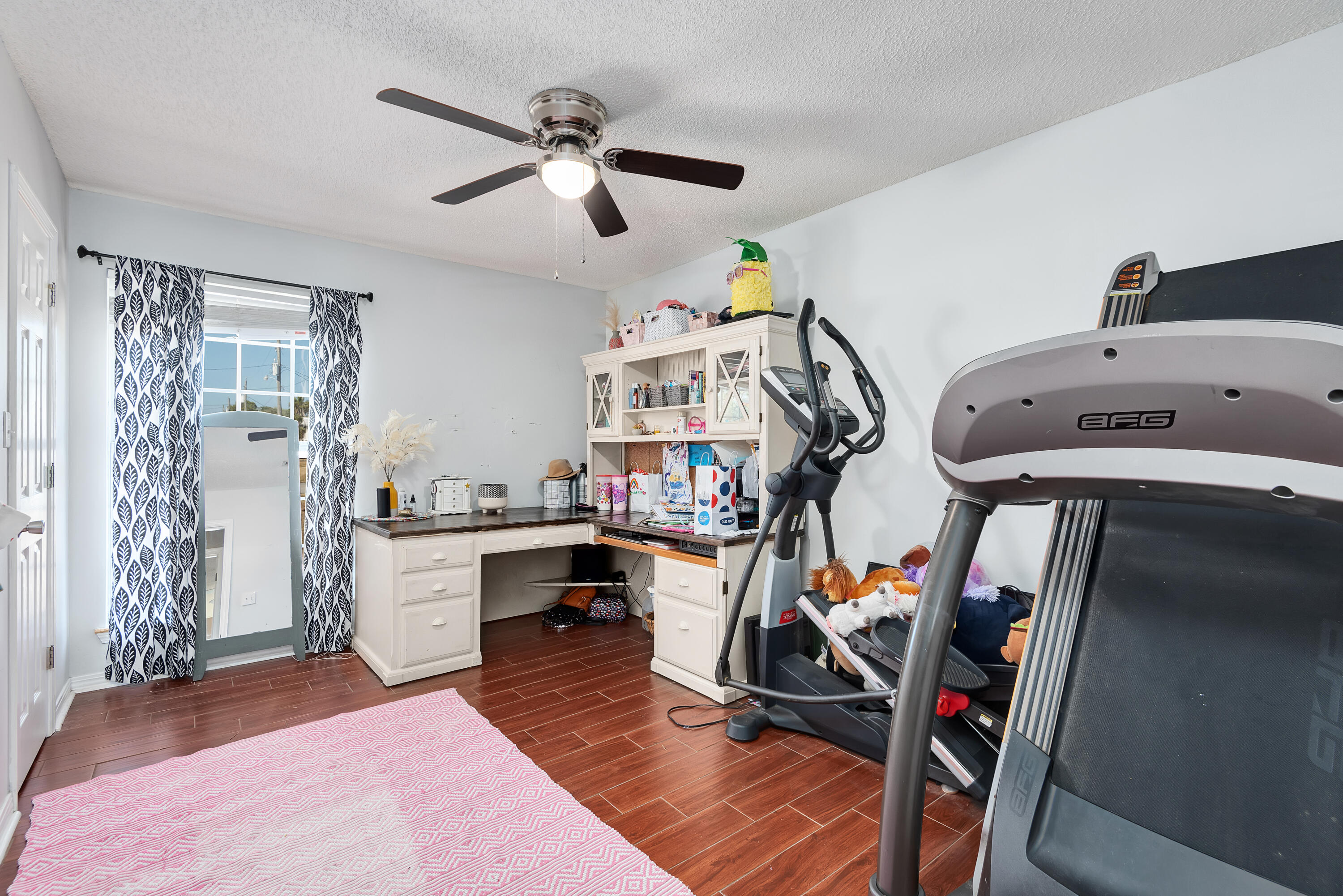 MALIBU GARDENS - Residential