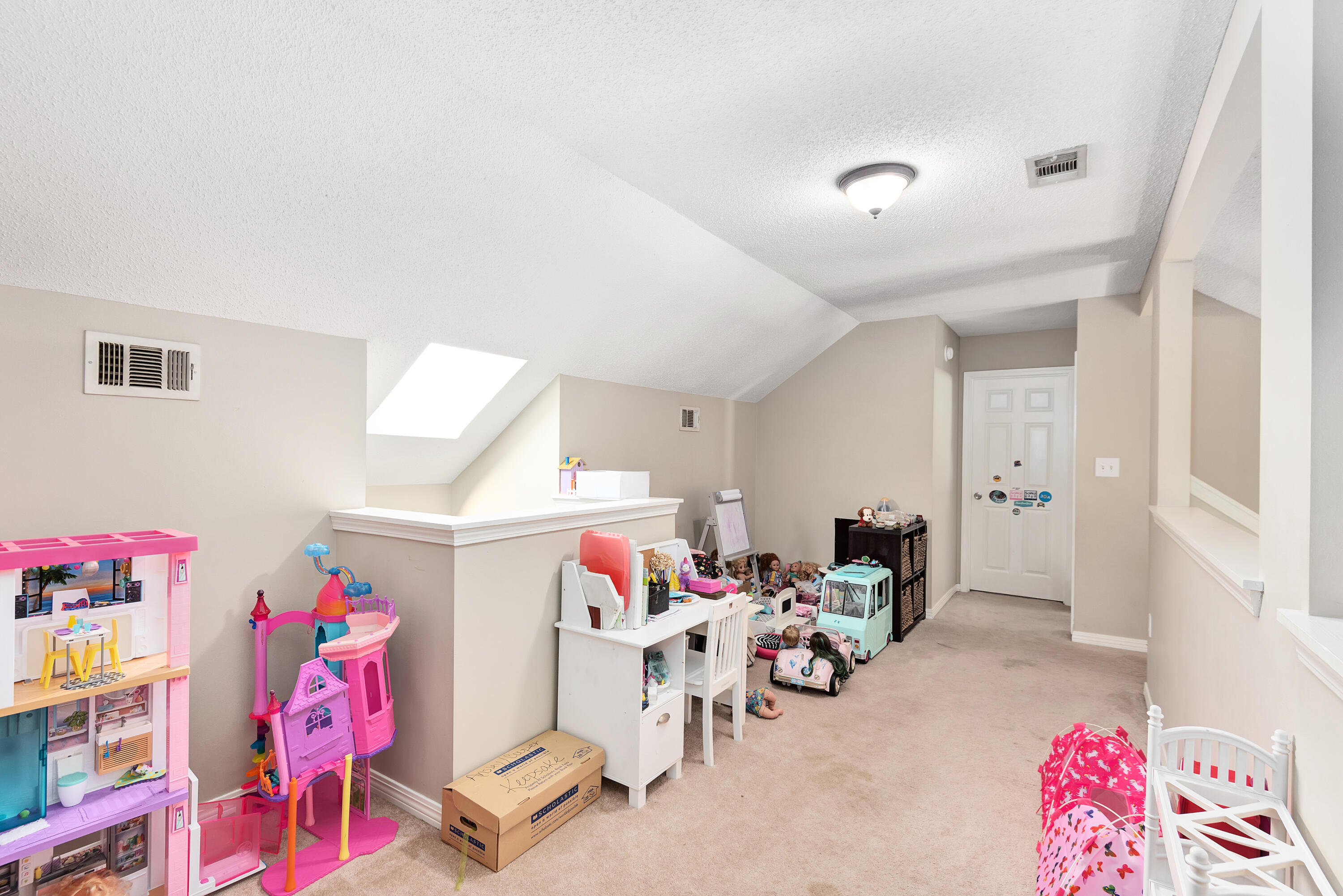 MALIBU GARDENS - Residential