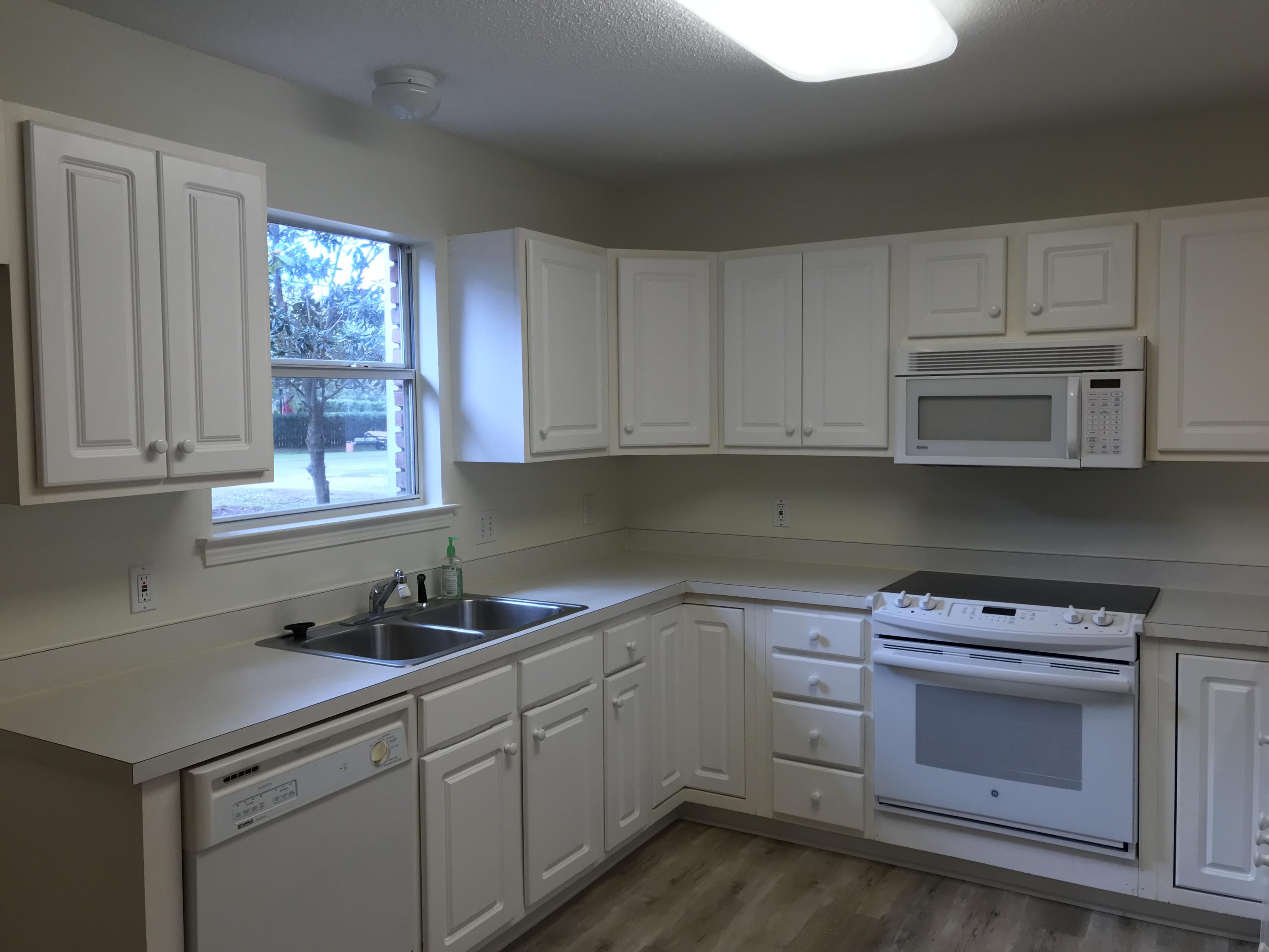 BON VILLAS - Residential Lease