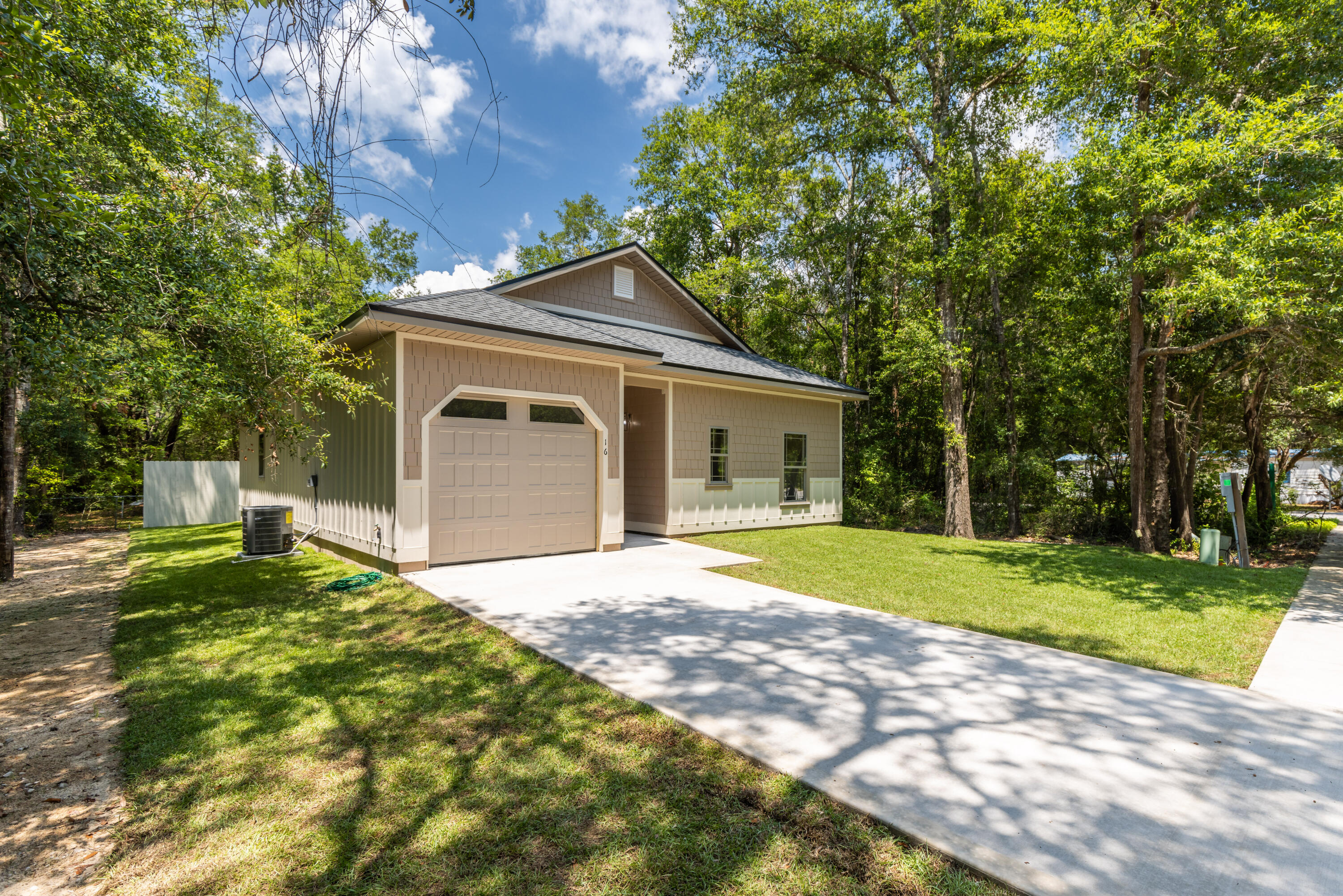 Grande Oaks - Residential