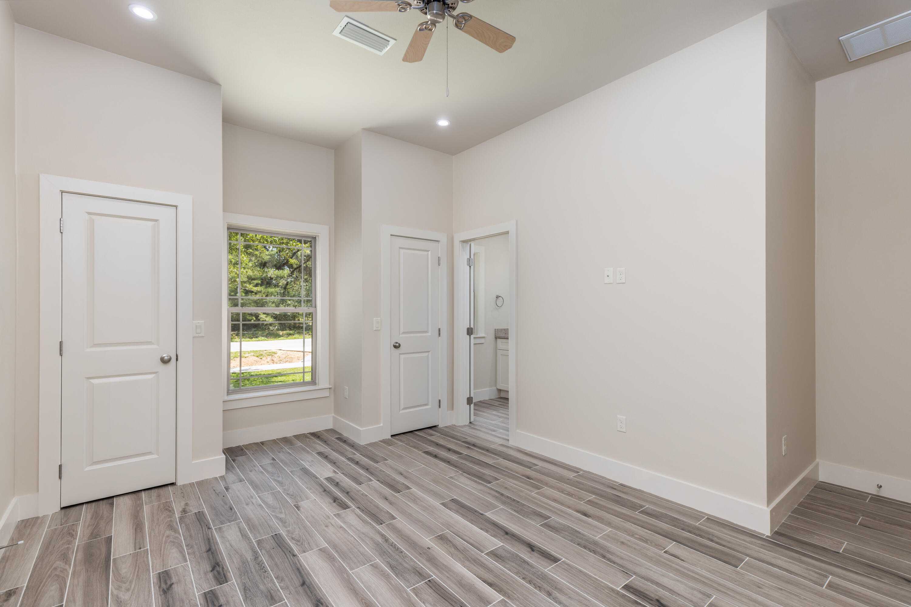 Grande Oaks - Residential