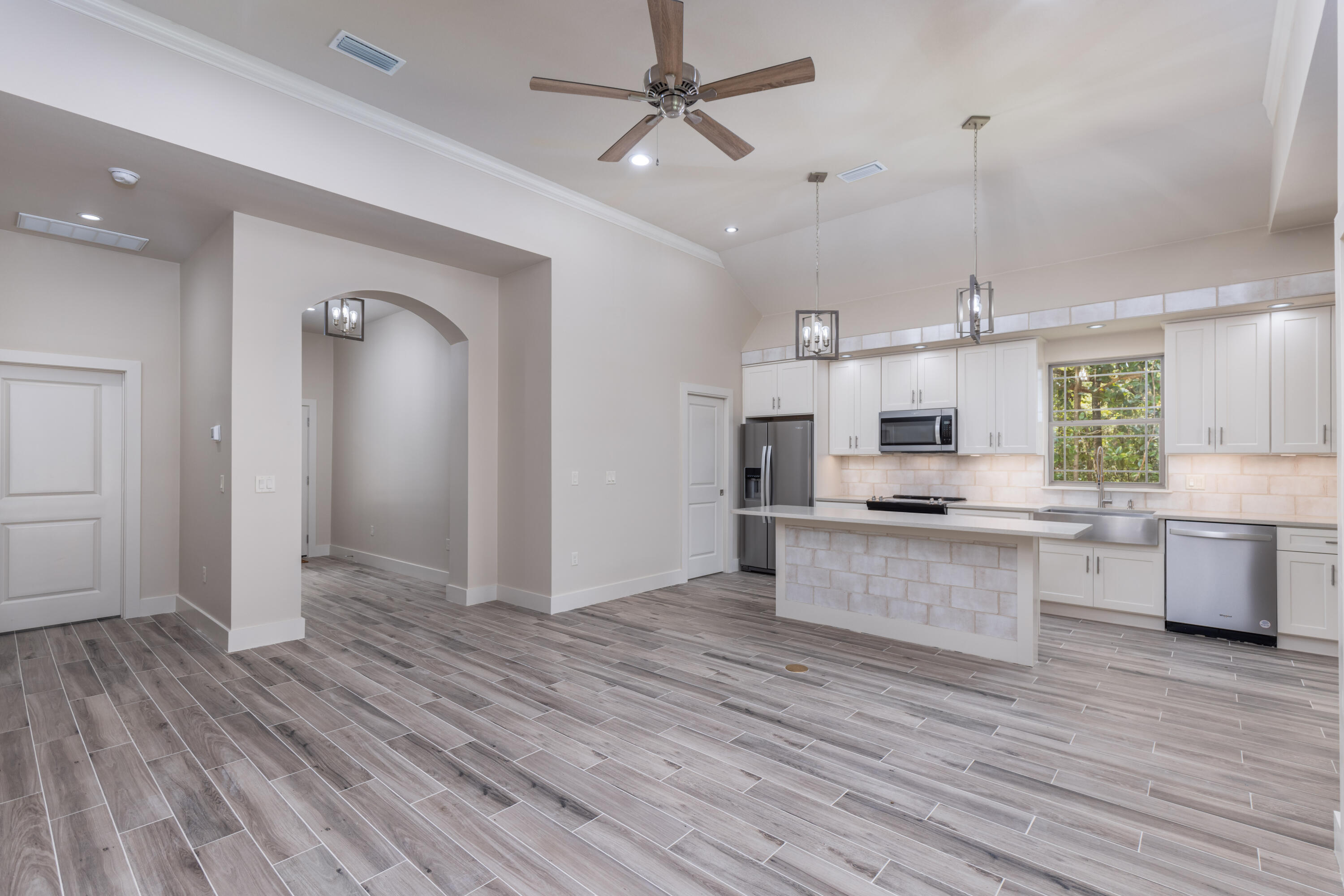 Grande Oaks - Residential