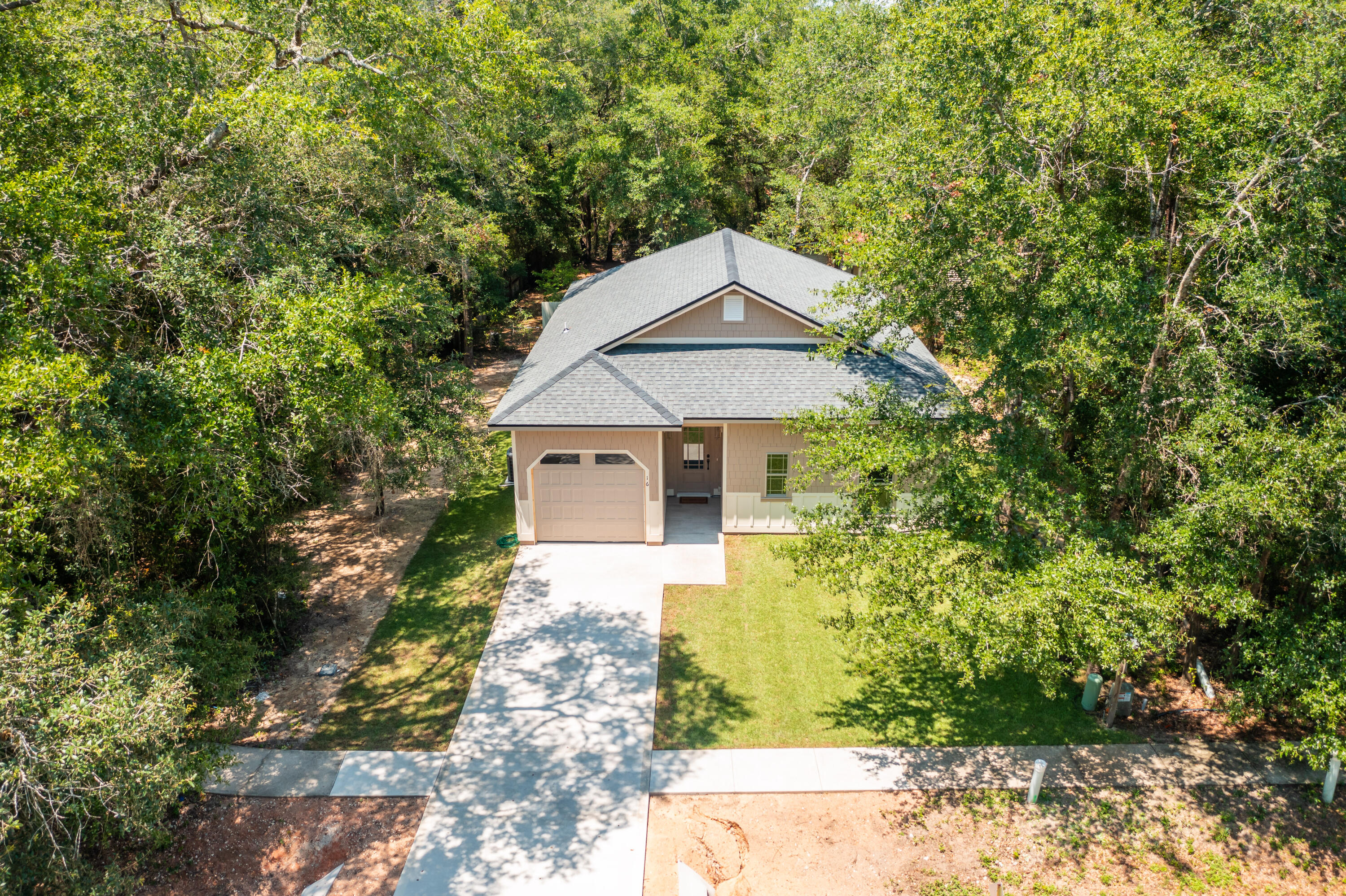 Grande Oaks - Residential