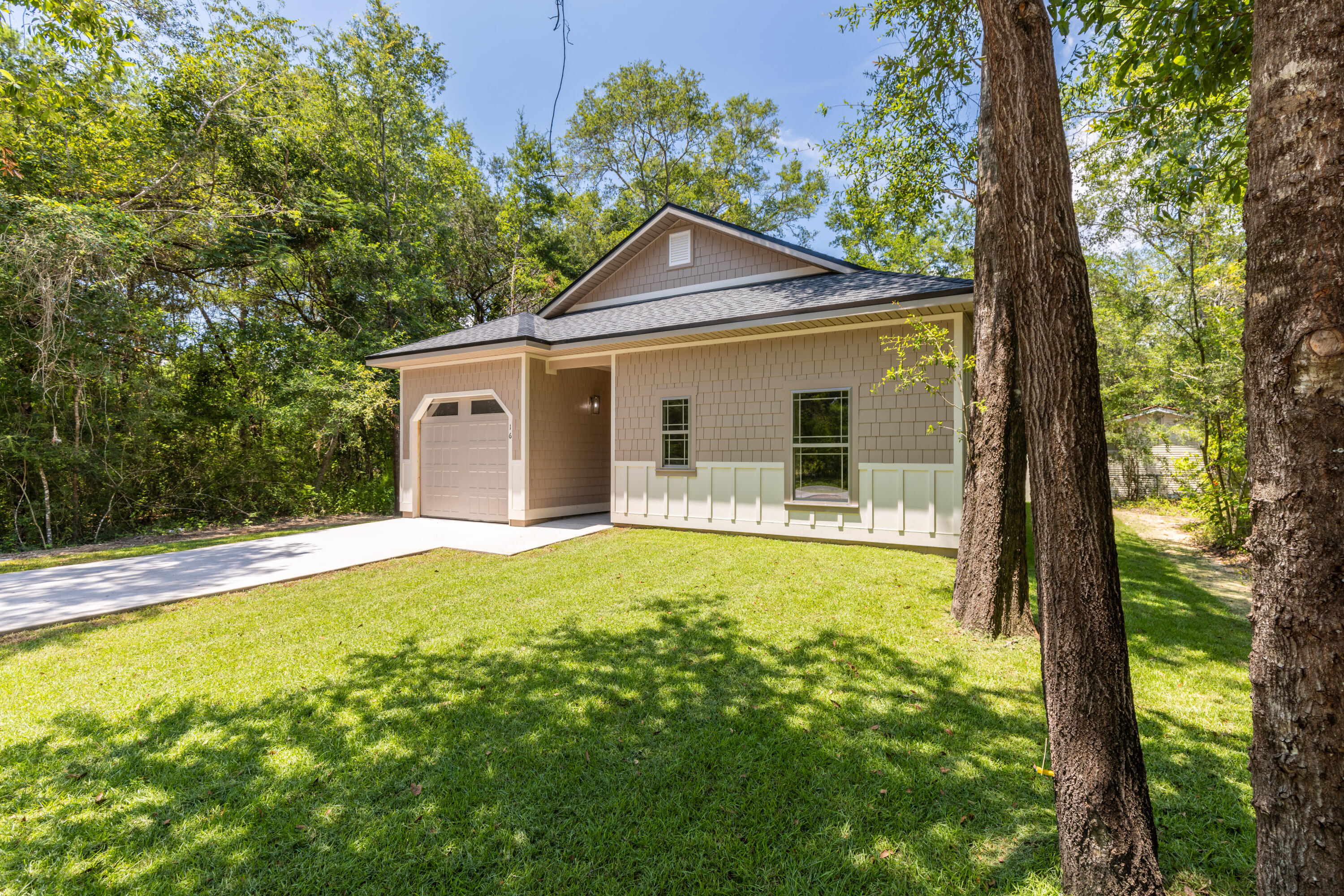 Grande Oaks - Residential