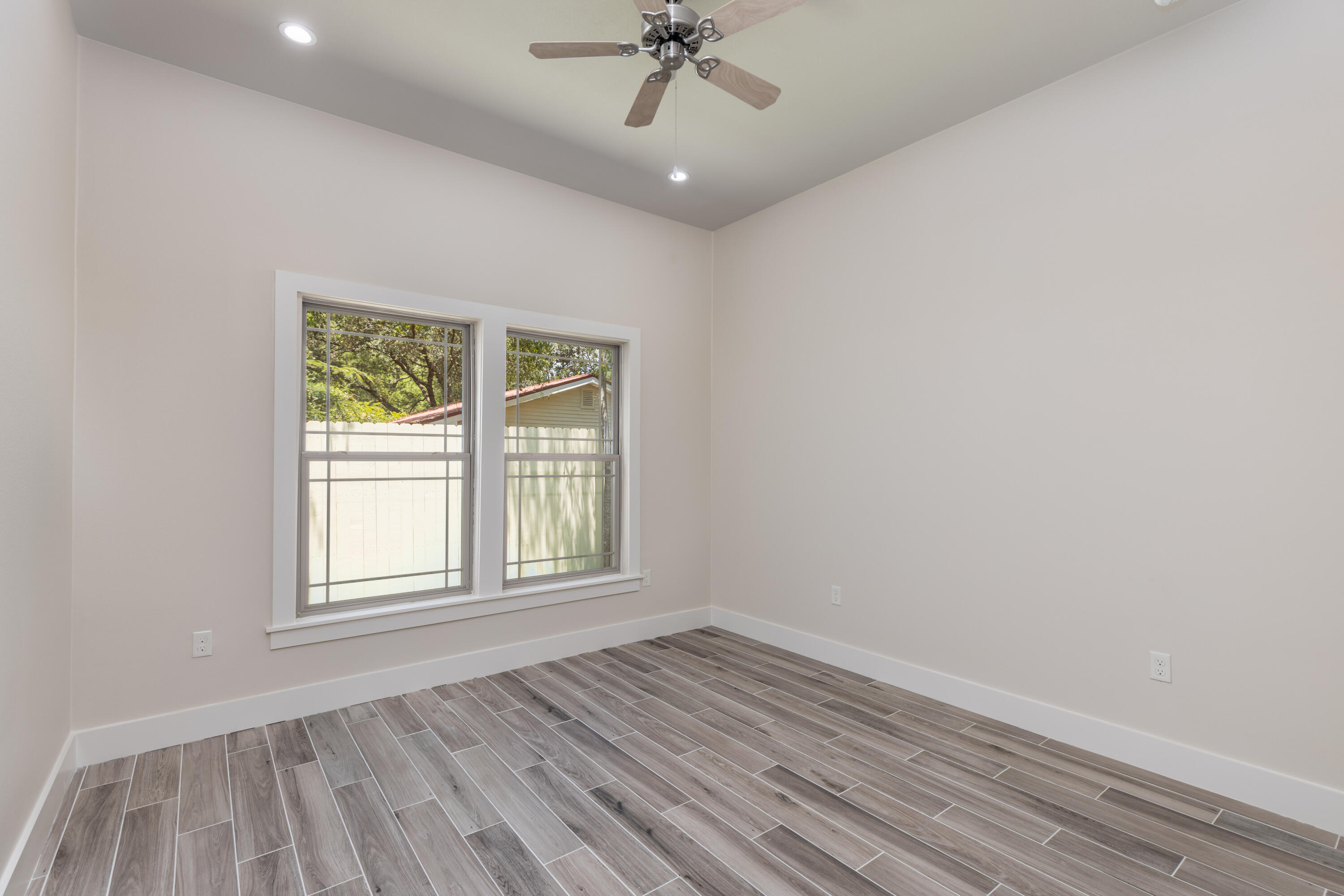 Grande Oaks - Residential