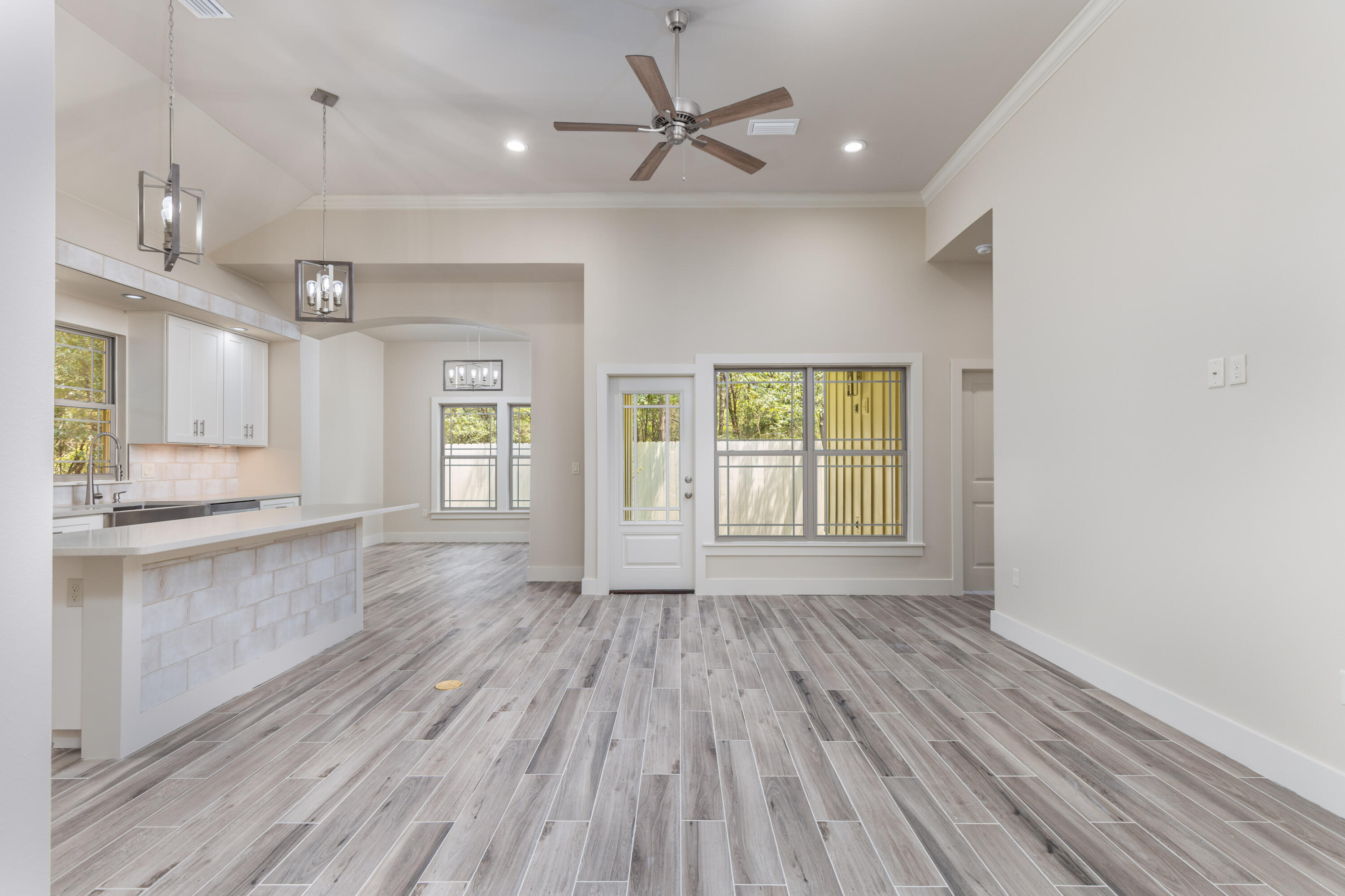 Grande Oaks - Residential