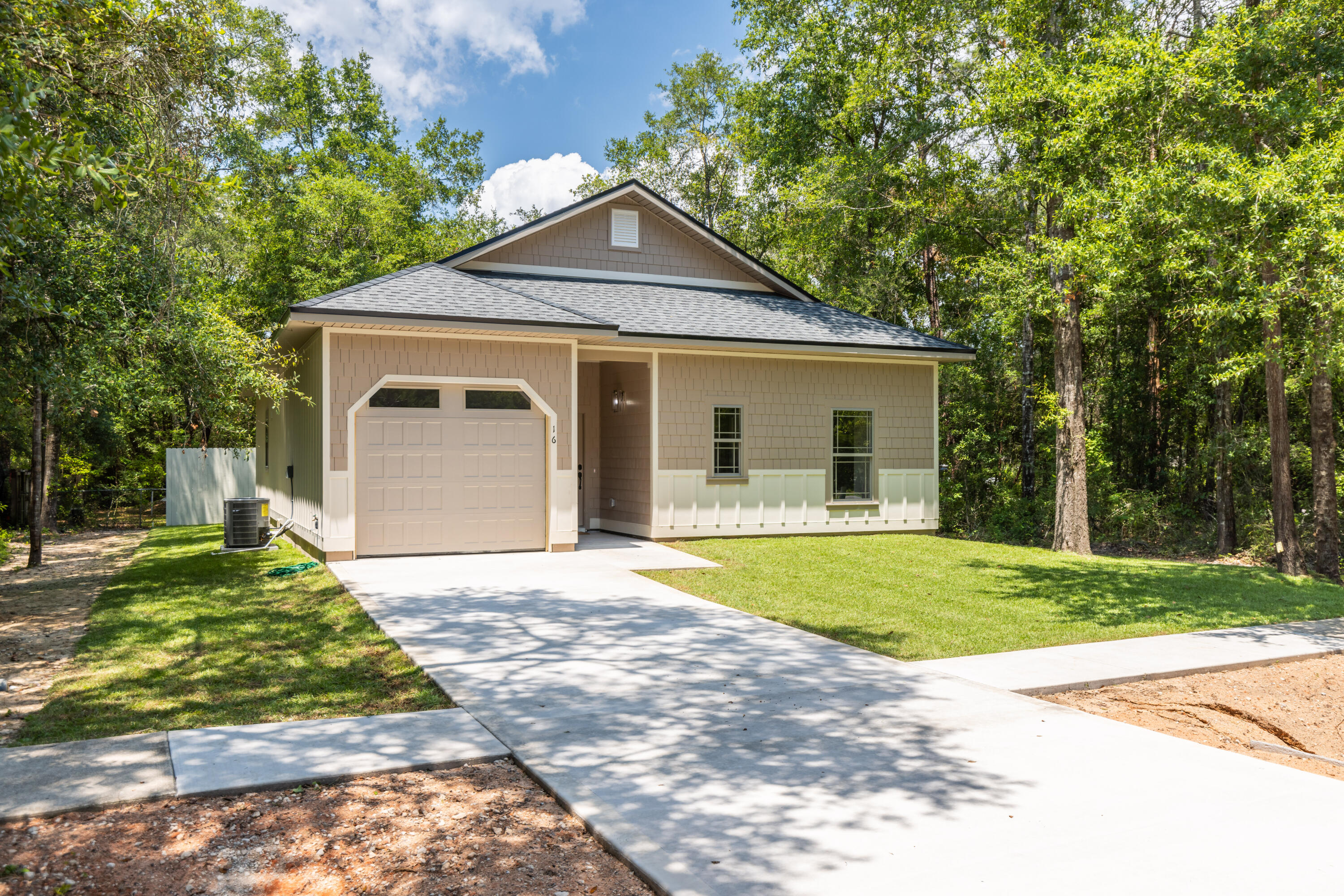 Grande Oaks - Residential