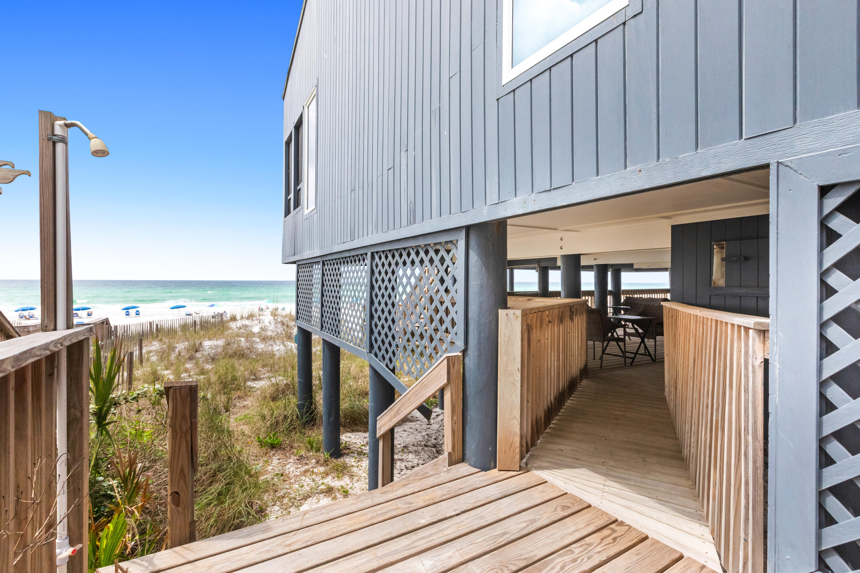 CRYSTAL BEACH - Residential