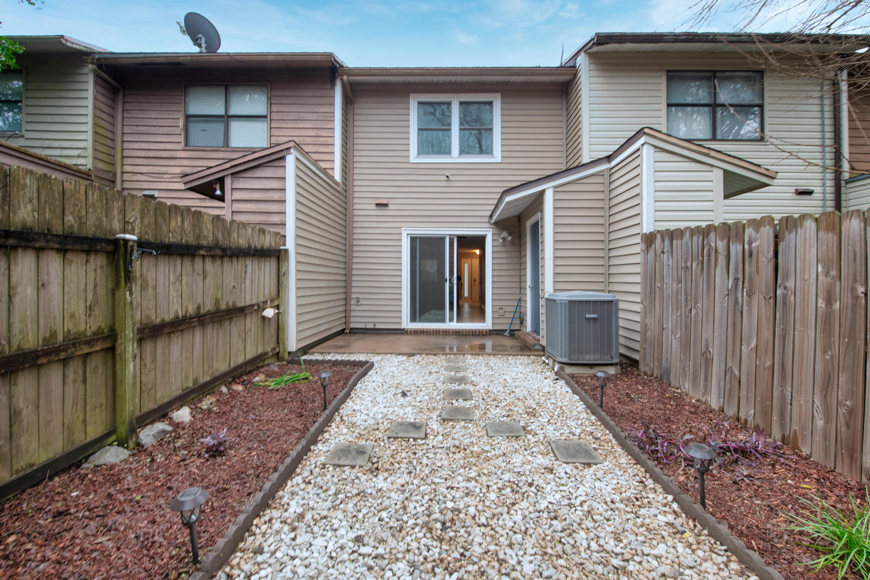 MONTAGE MANOR RE/PLAT LOT 22 - Residential