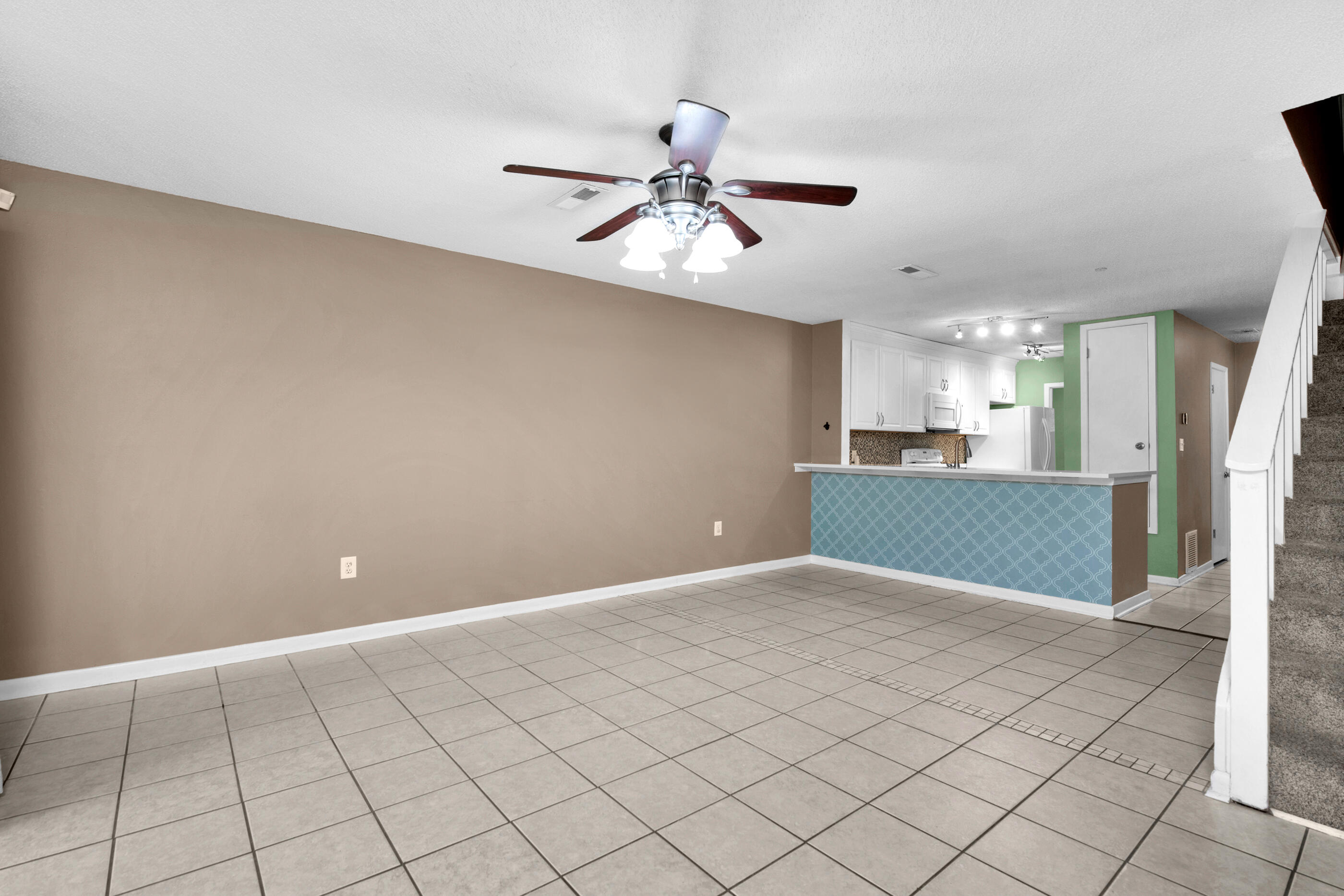 MONTAGE MANOR RE/PLAT LOT 22 - Residential