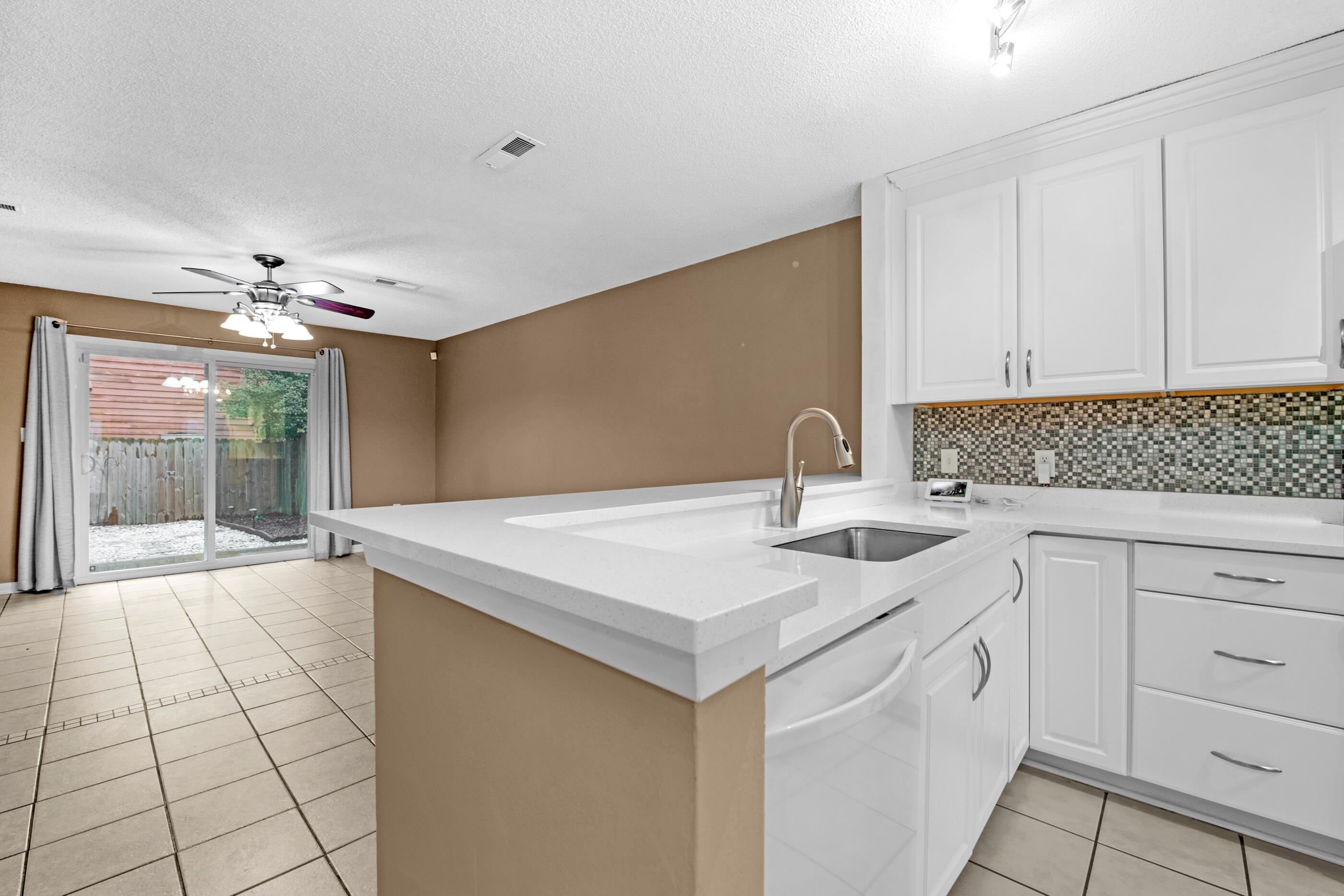 MONTAGE MANOR RE/PLAT LOT 22 - Residential