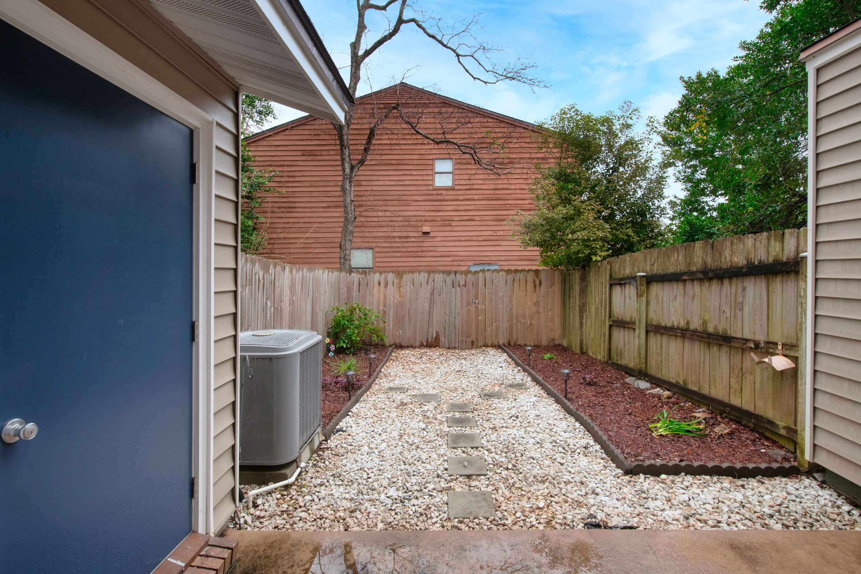 MONTAGE MANOR RE/PLAT LOT 22 - Residential