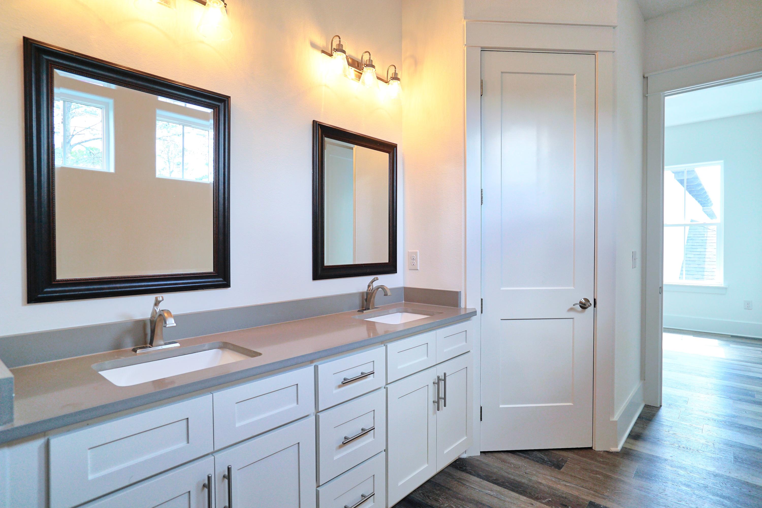 Santa Rosa Retreat - Residential