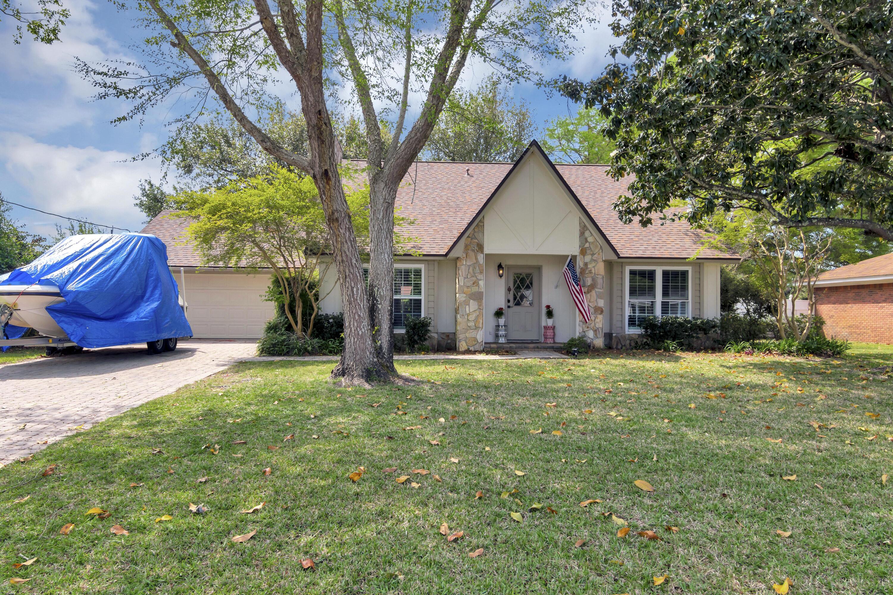 SPRING LAKE #2 - Residential