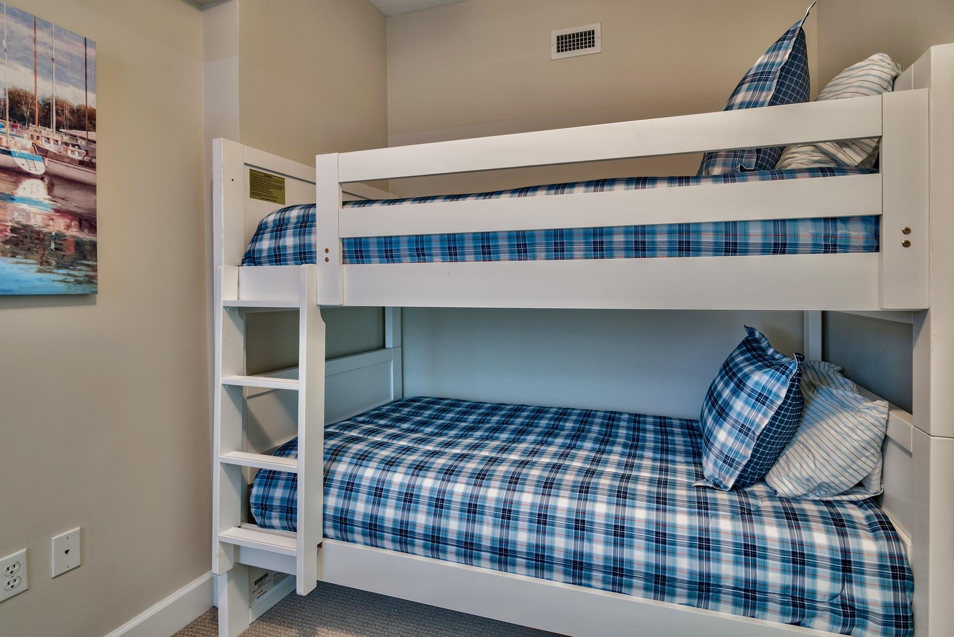 SUNRISE BEACH - Residential