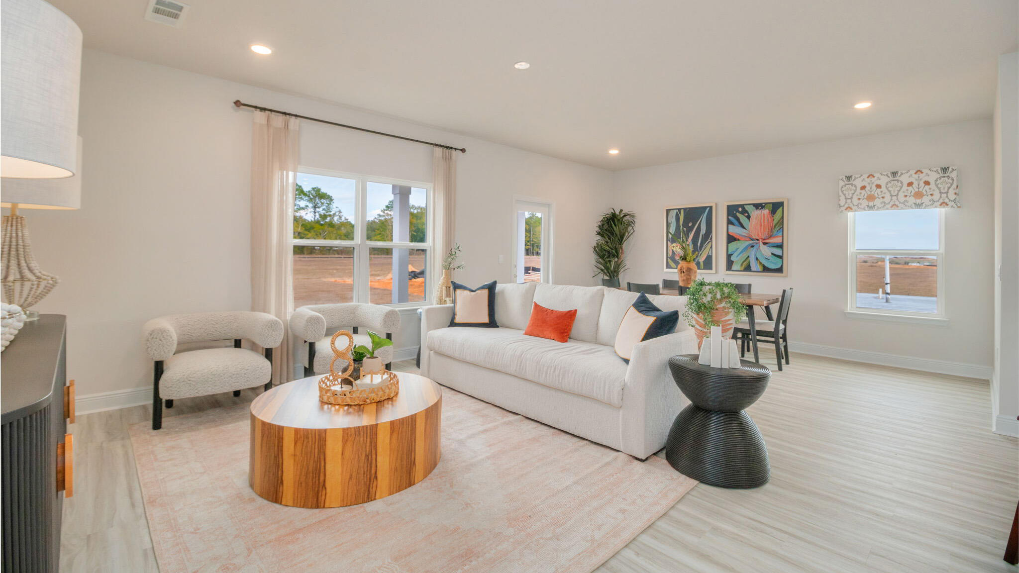 PLANTATION WOODS - Residential