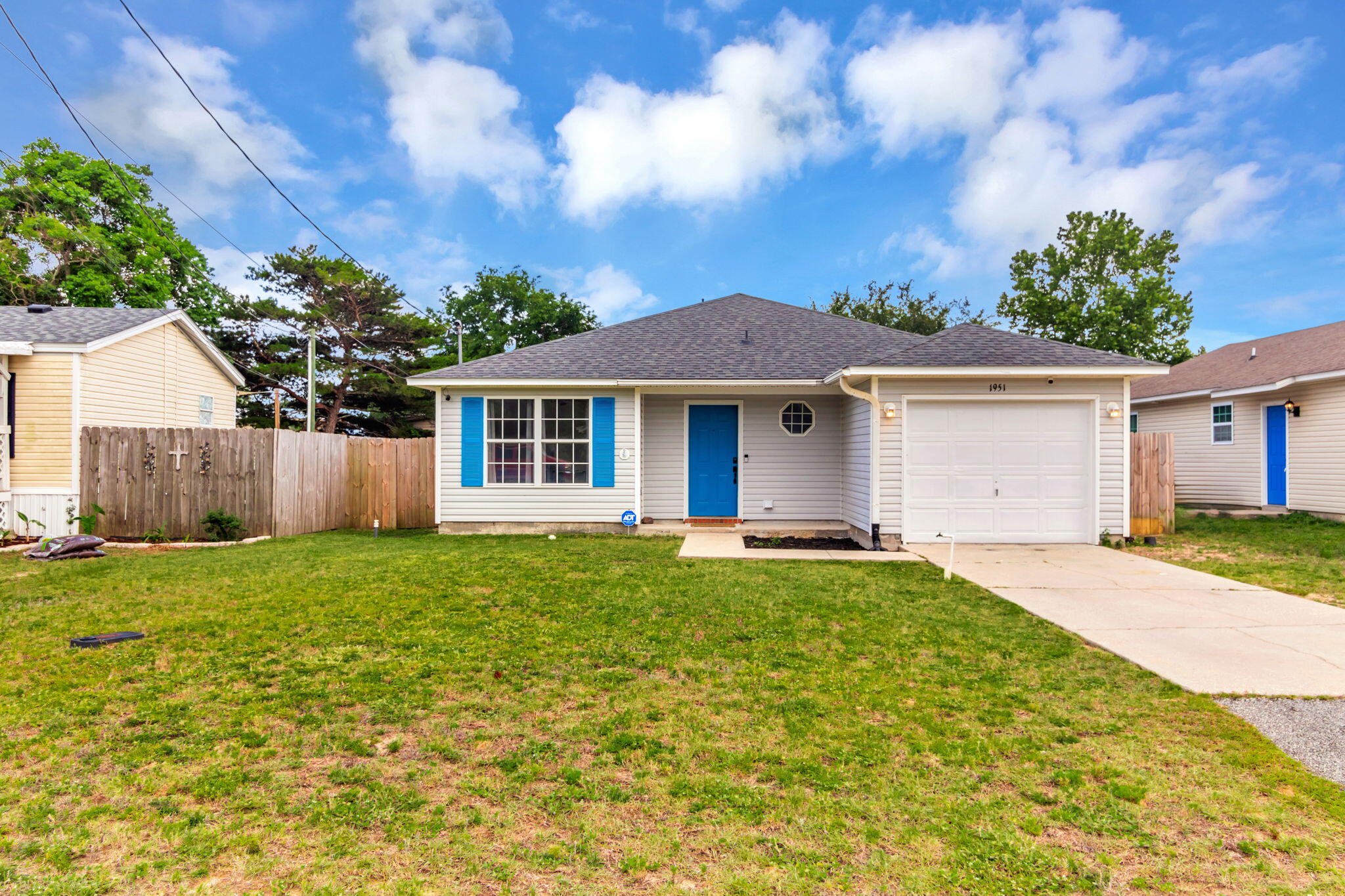 Listing image 1