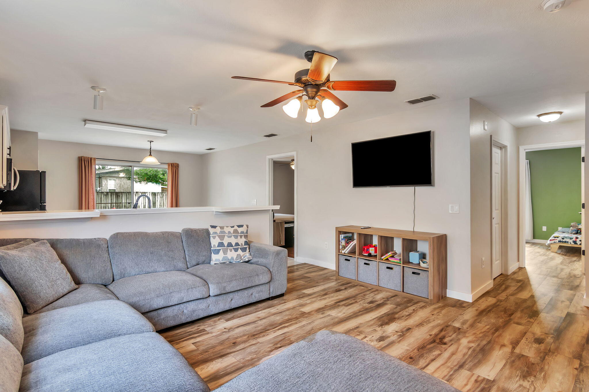 EAST BAY HEIGHTS - Residential