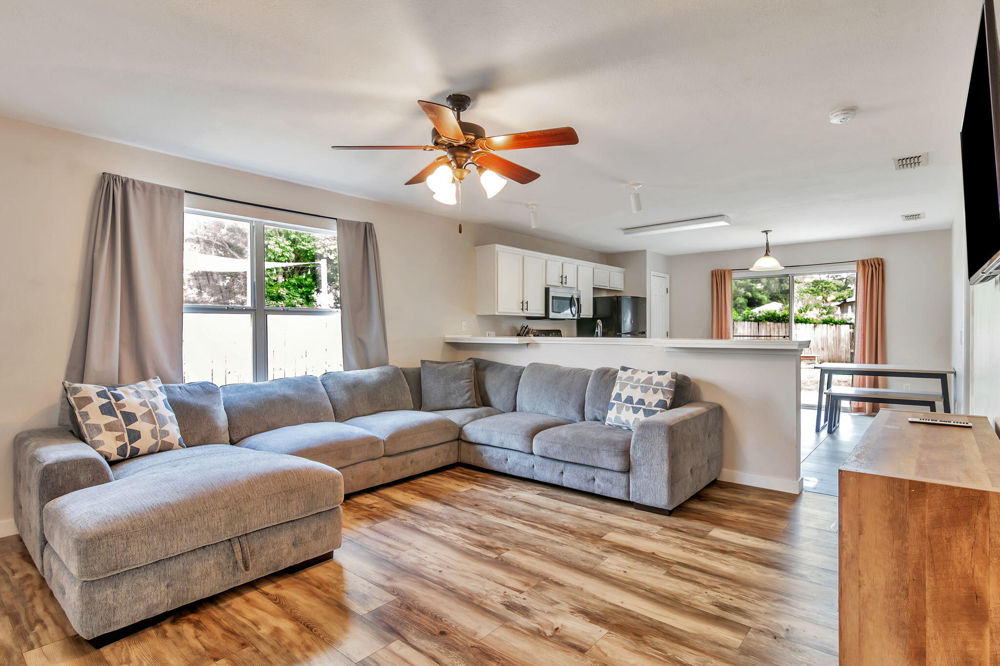 EAST BAY HEIGHTS - Residential