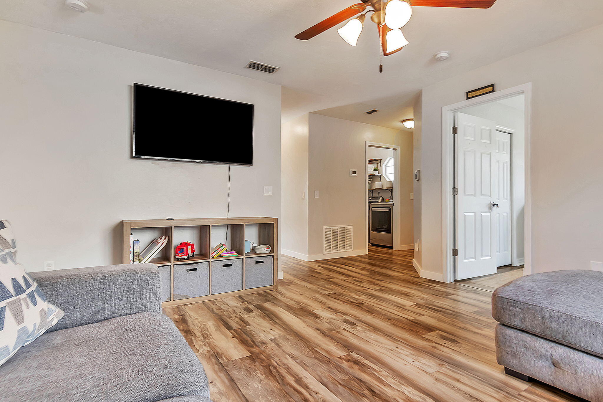 EAST BAY HEIGHTS - Residential
