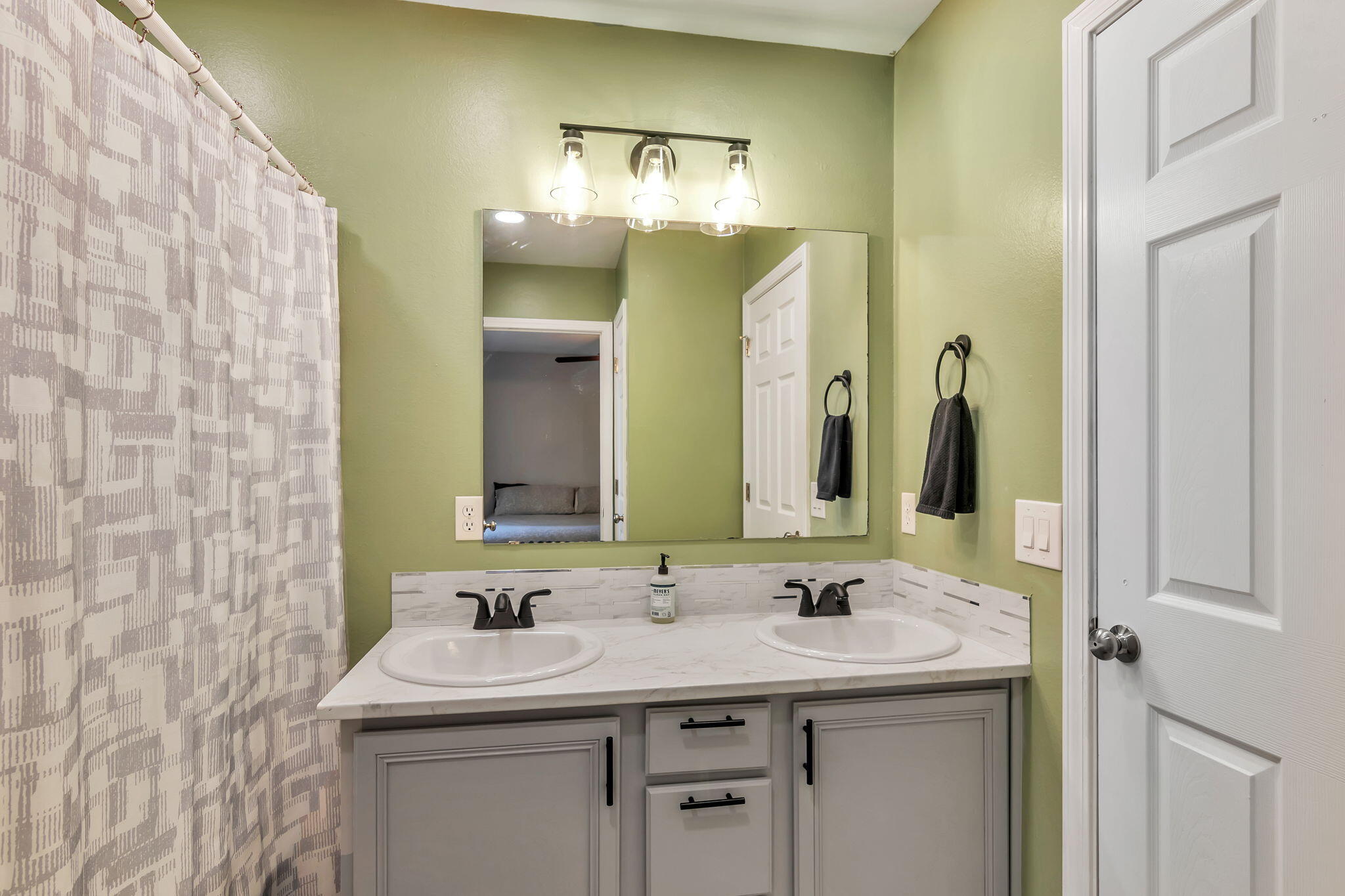 EAST BAY HEIGHTS - Residential