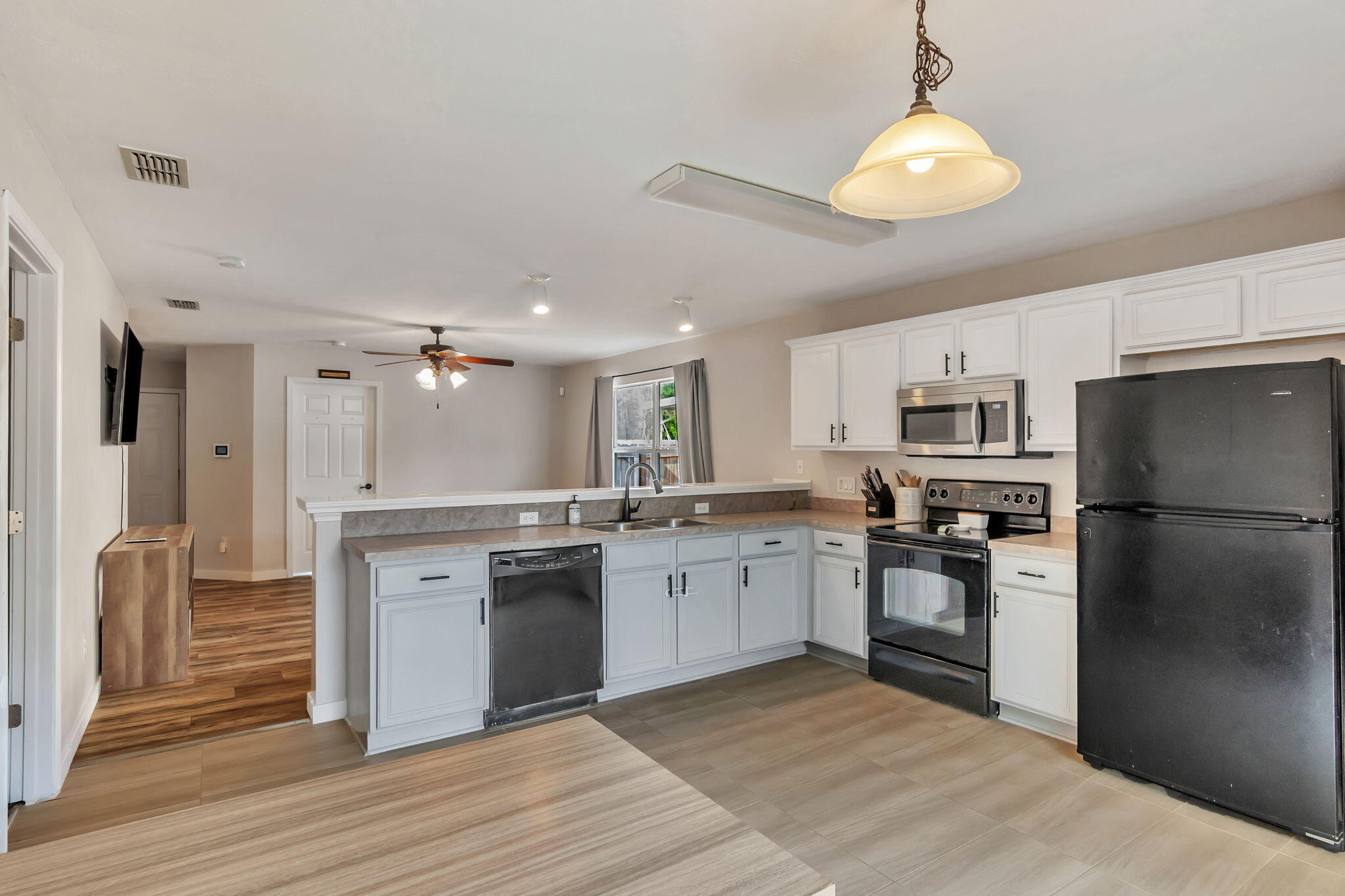 EAST BAY HEIGHTS - Residential