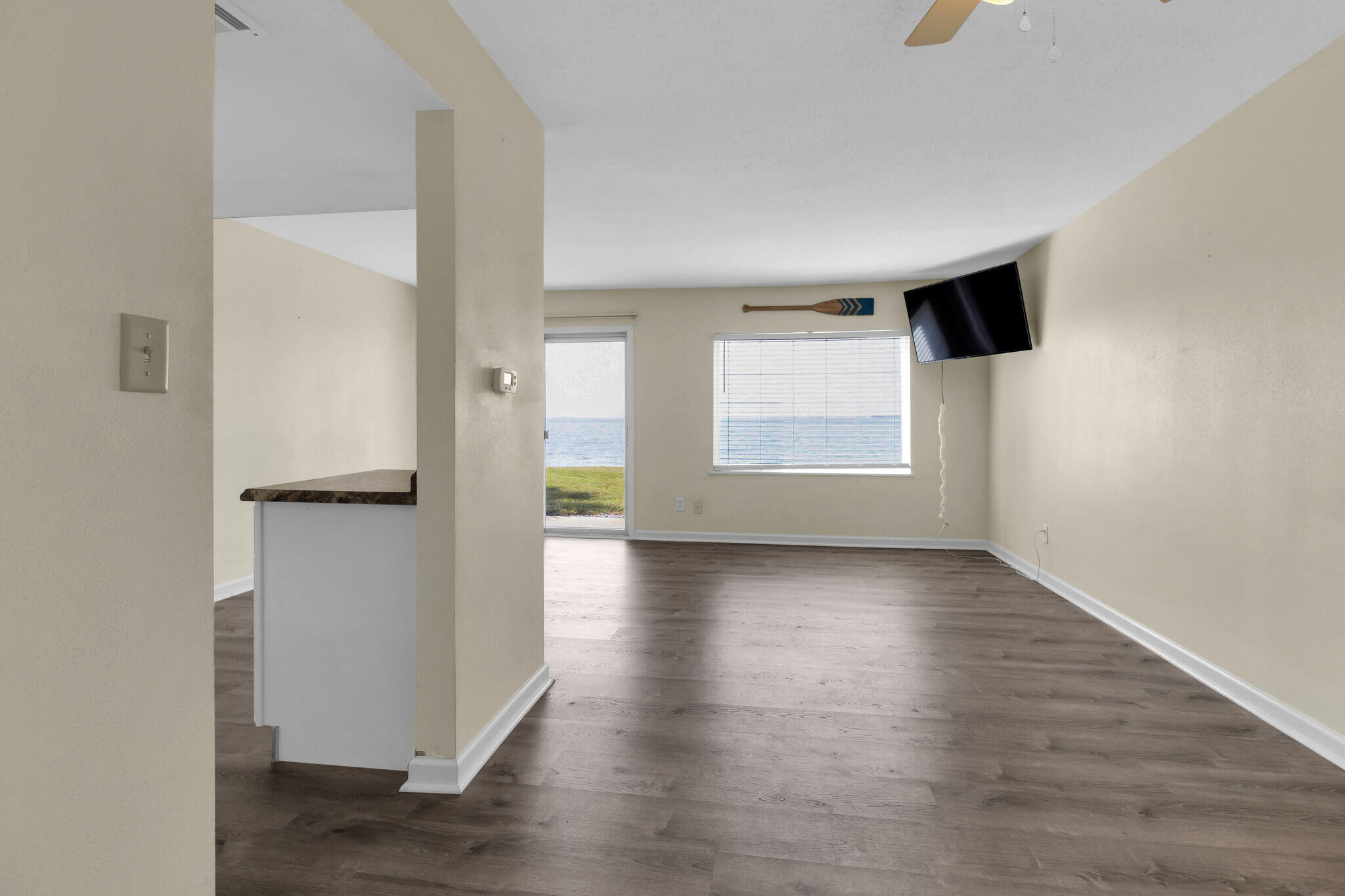 FINISTERRA CONDO - Residential Lease