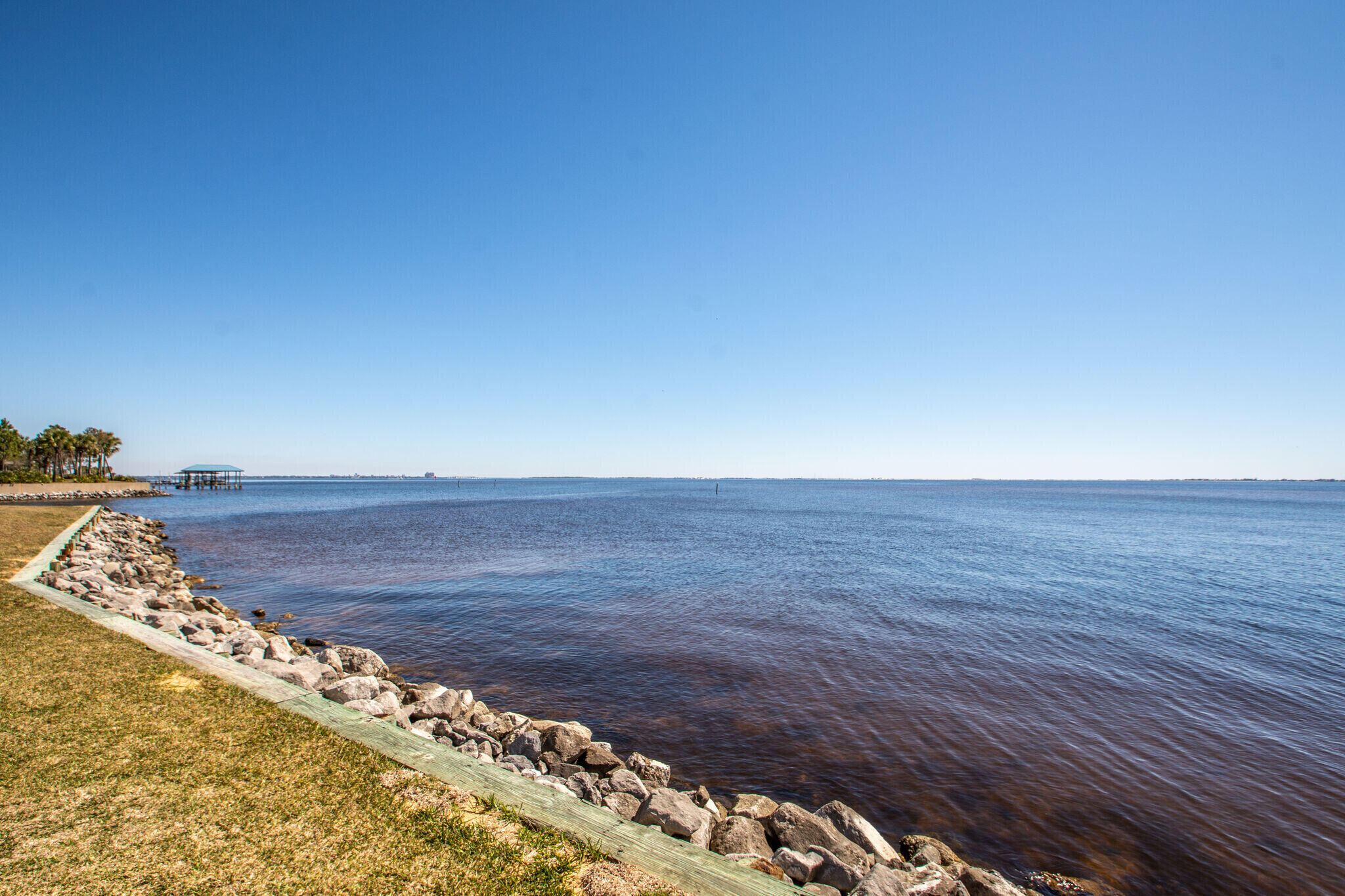 FINISTERRA CONDO - Residential Lease