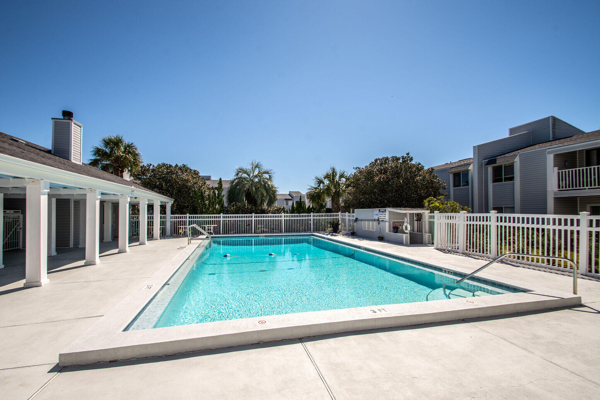 FINISTERRA CONDO - Residential Lease