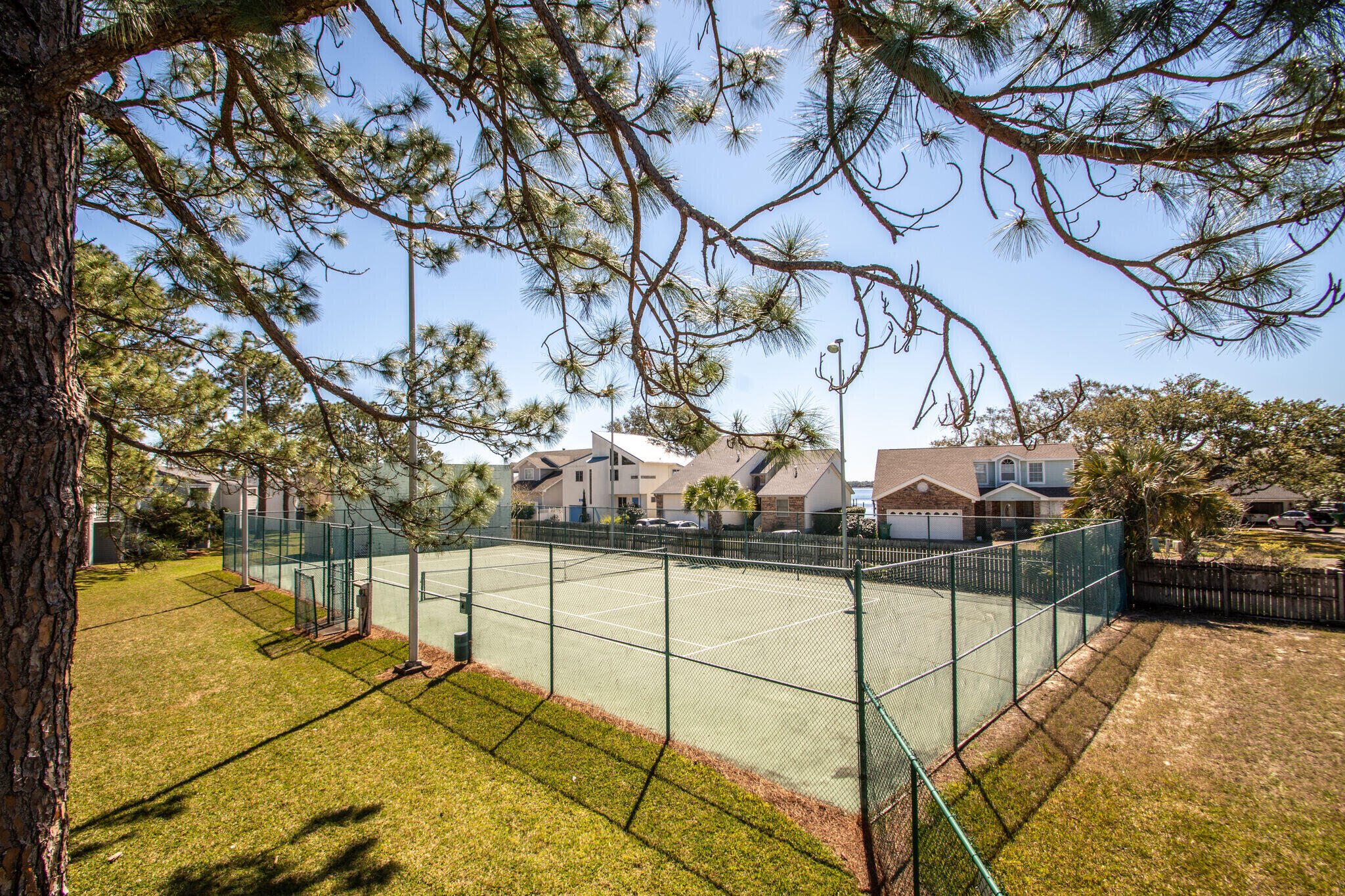 FINISTERRA CONDO - Residential Lease