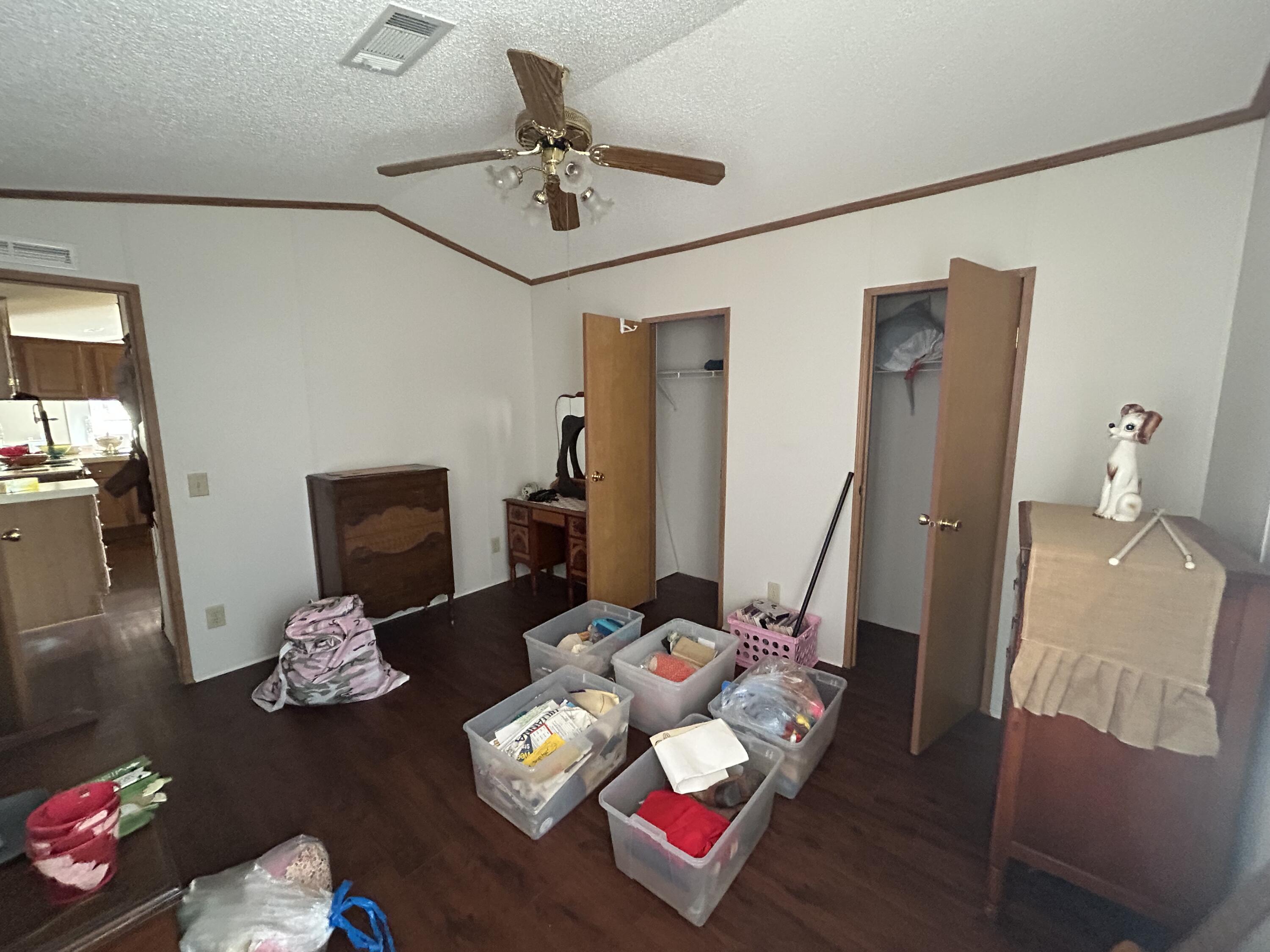 METES & BOUNDS - Residential Lease