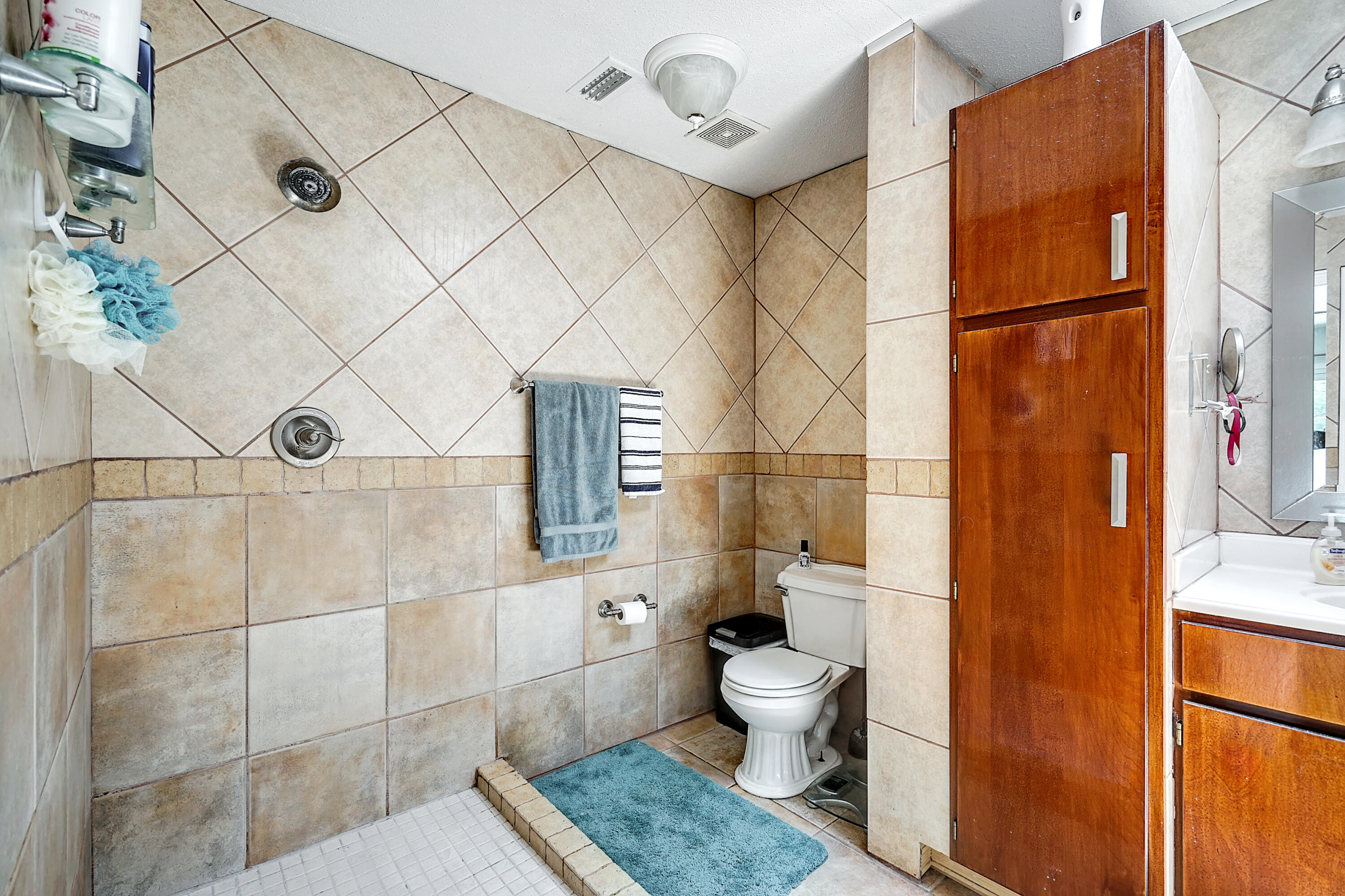 GARNIERS HEIGHTS 1ST ADDN - Residential