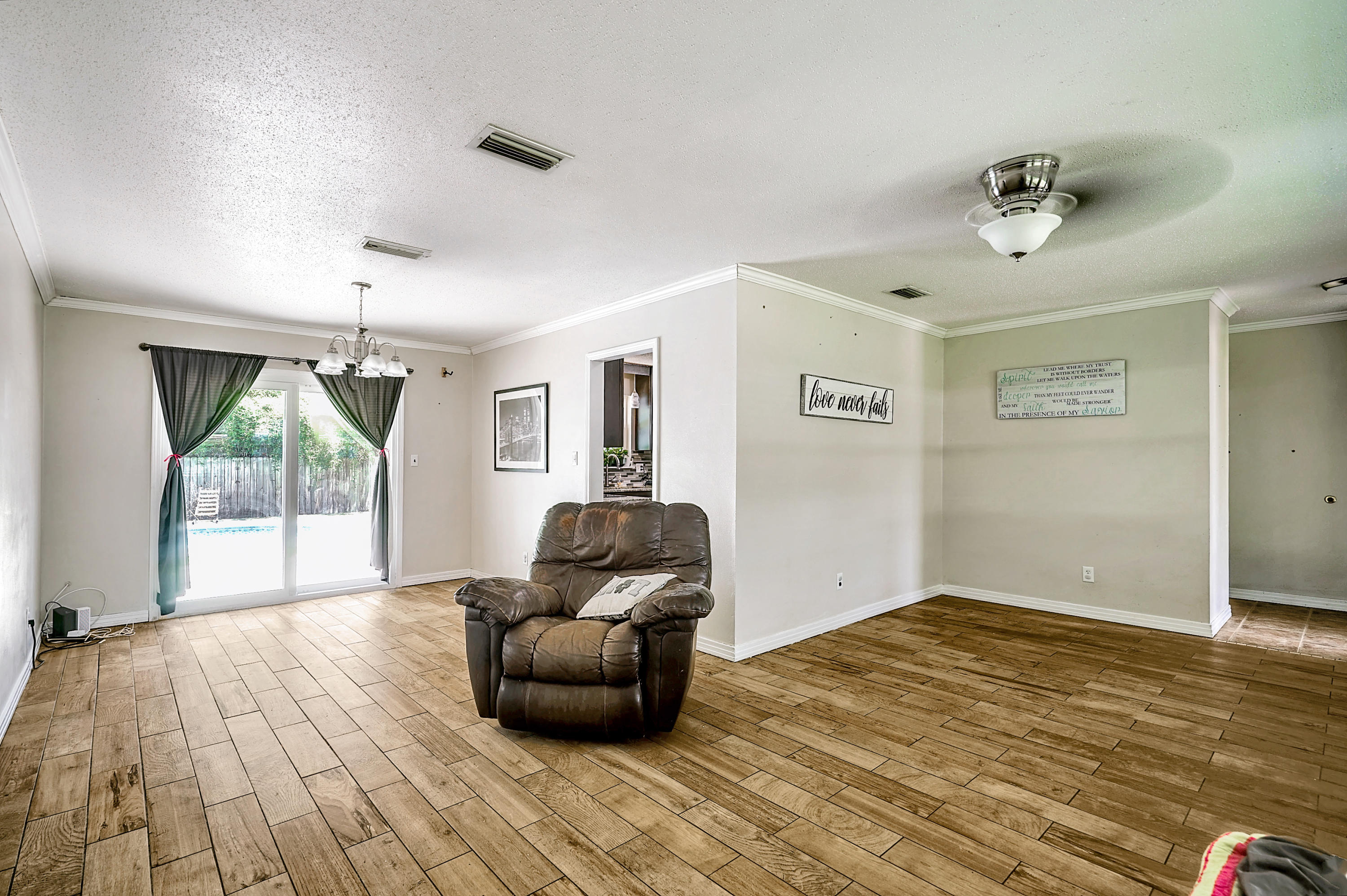 GARNIERS HEIGHTS 1ST ADDN - Residential