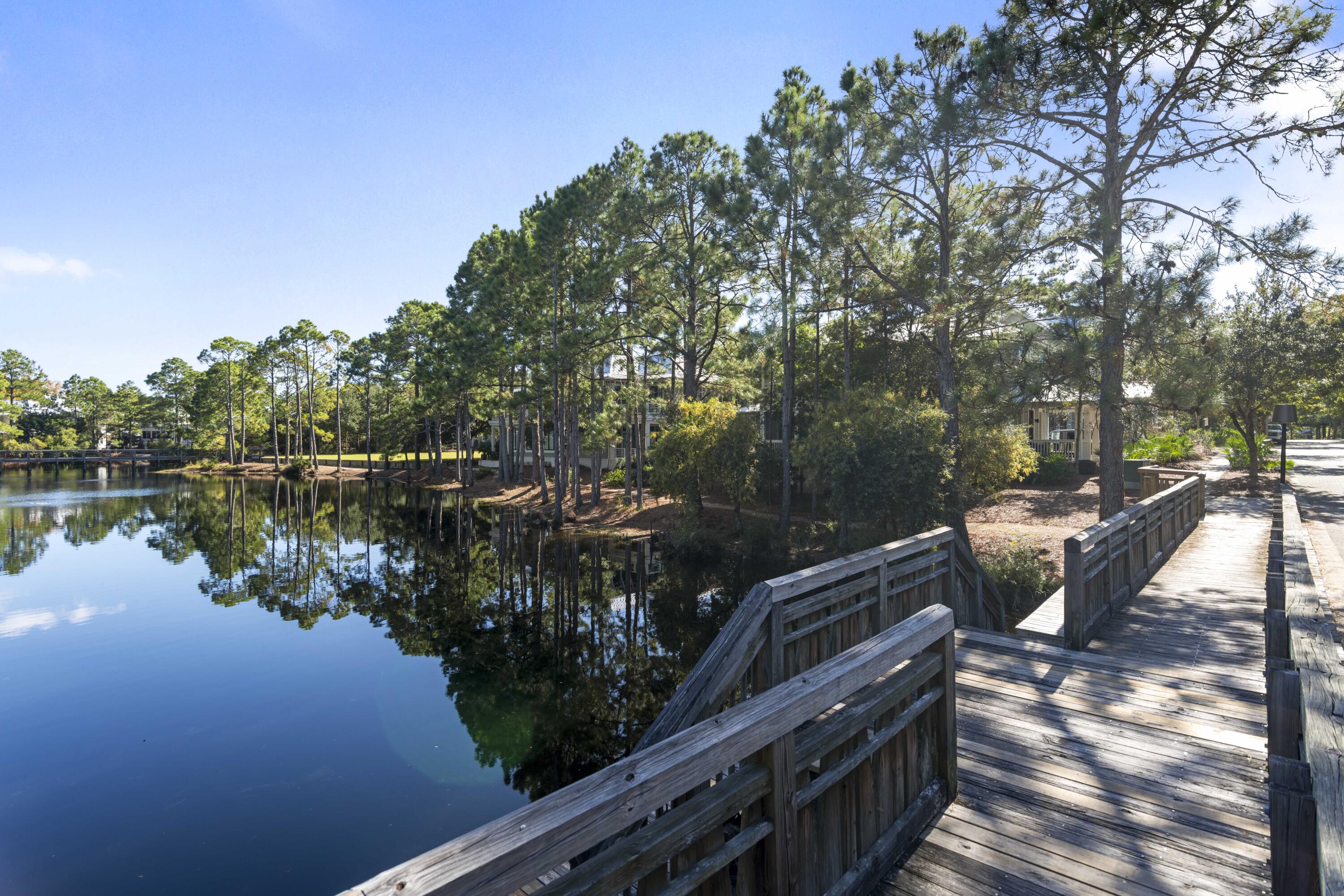 FOREST LAKES - Residential