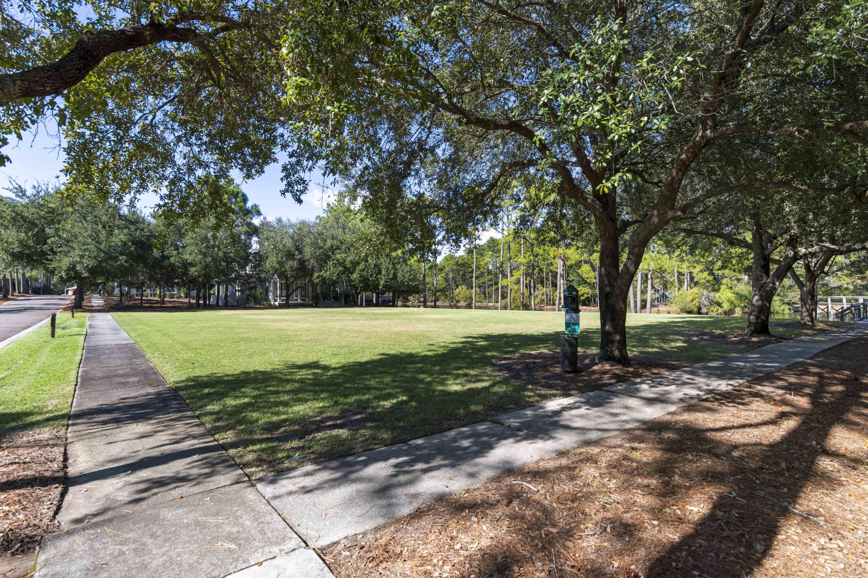 FOREST LAKES - Residential