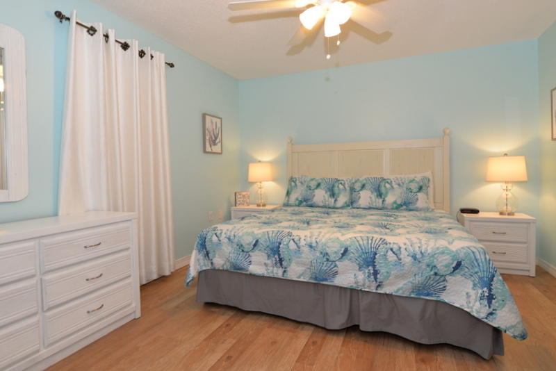 GRAND CARIBBEAN EAST CONDO - Residential