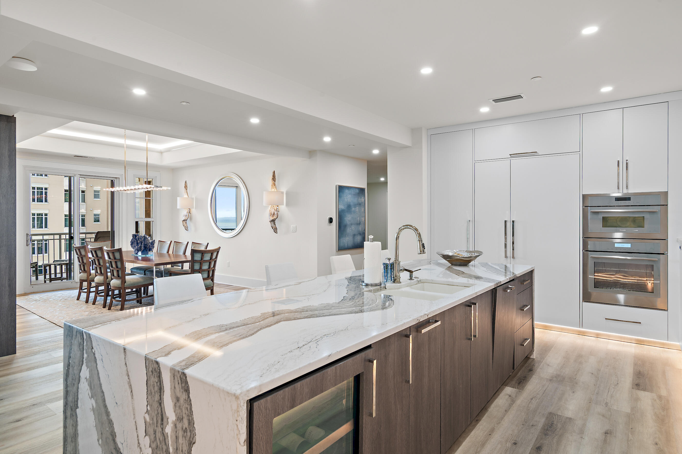 ONE WATER PLACE AT KELLY PLANTATION - Residential