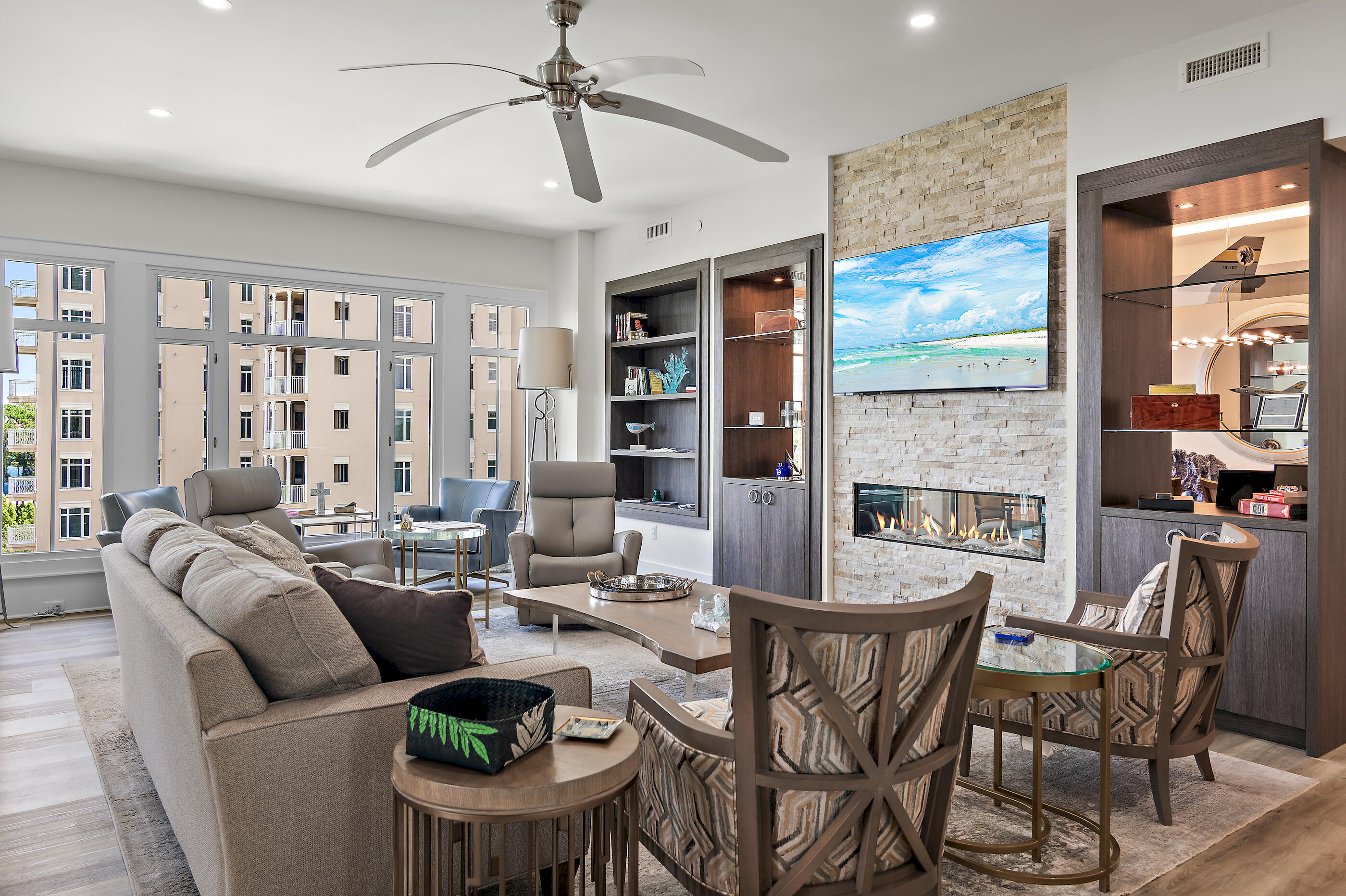 ONE WATER PLACE AT KELLY PLANTATION - Residential