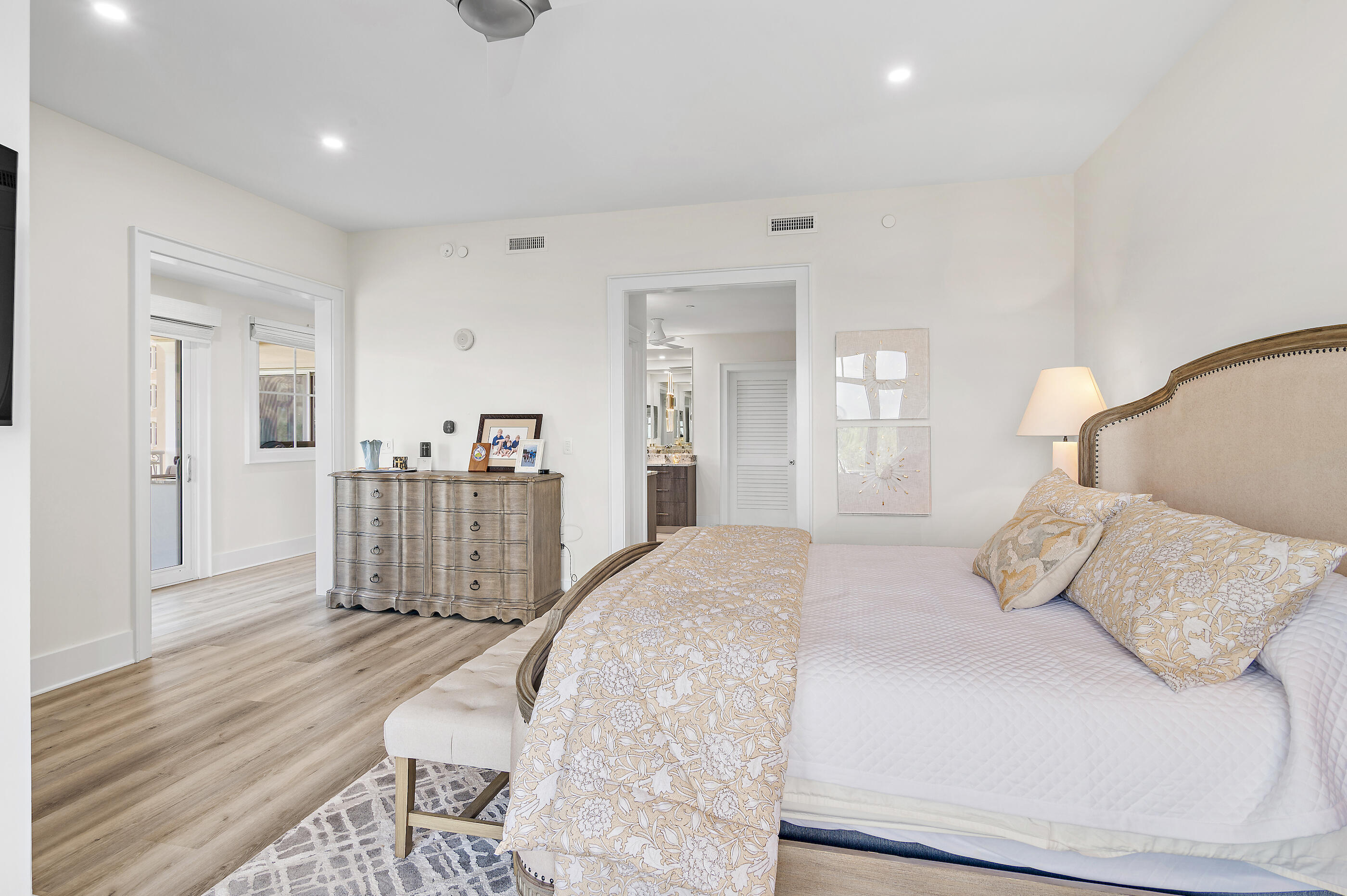 ONE WATER PLACE AT KELLY PLANTATION - Residential