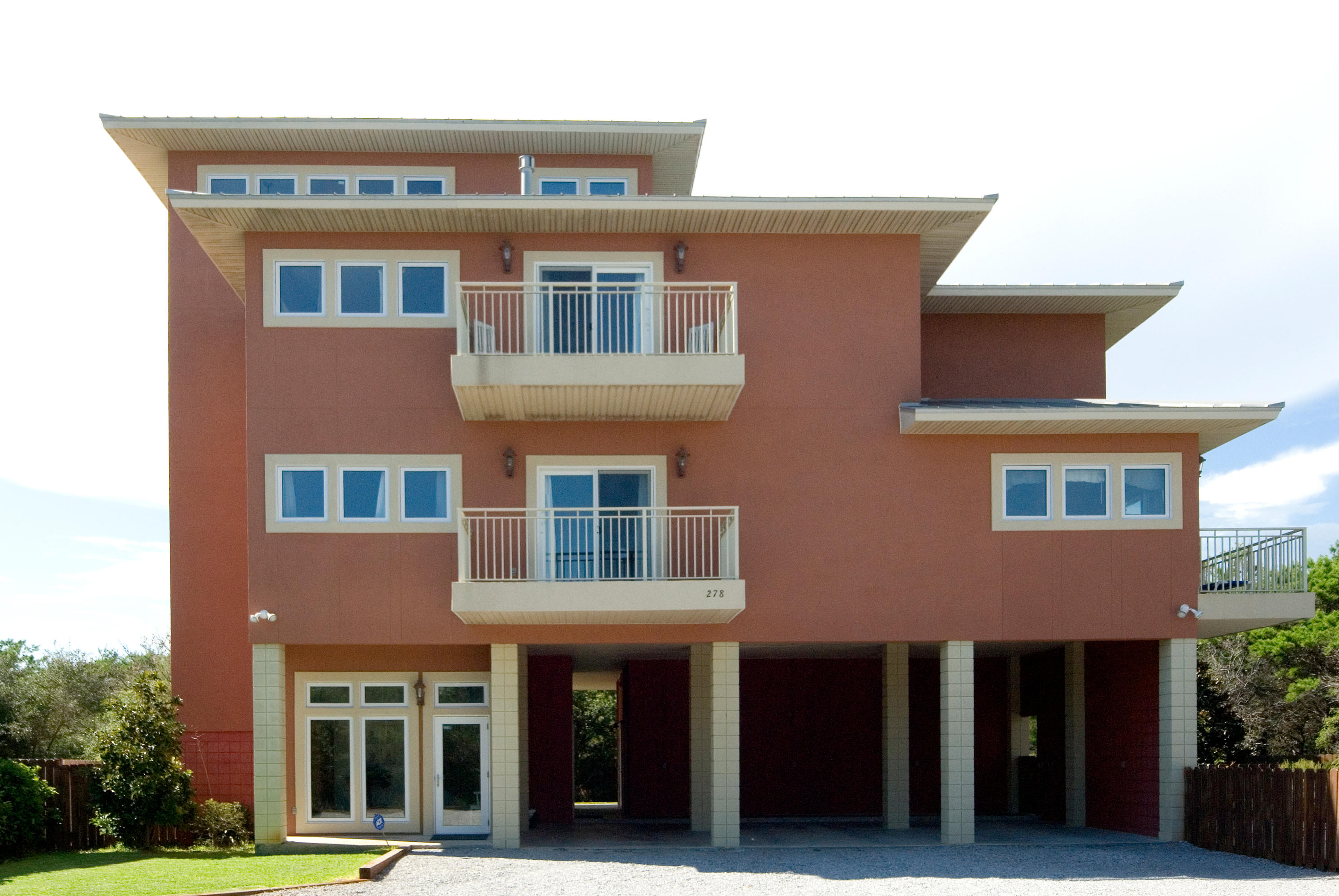GULF TRACE - Residential