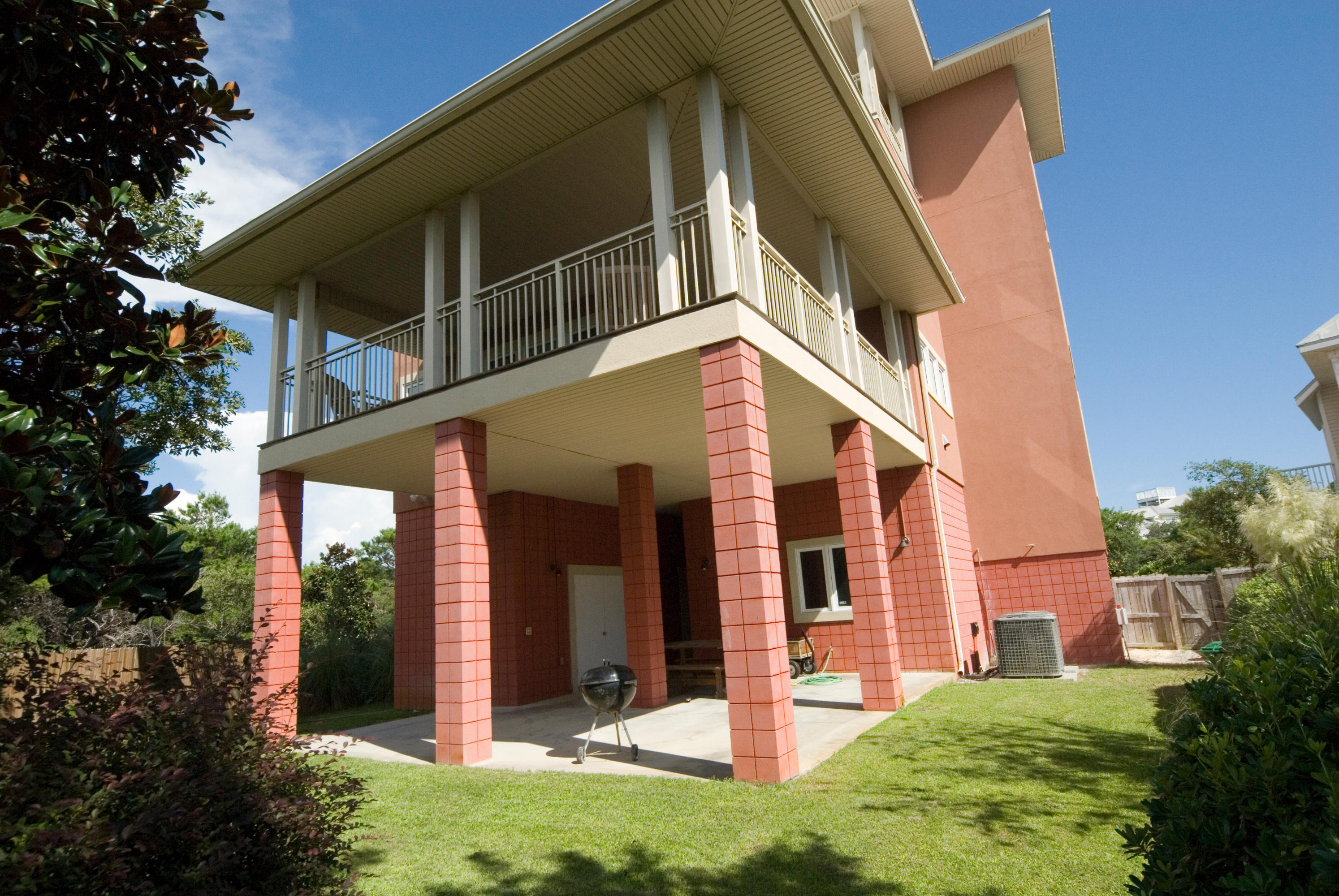 GULF TRACE - Residential