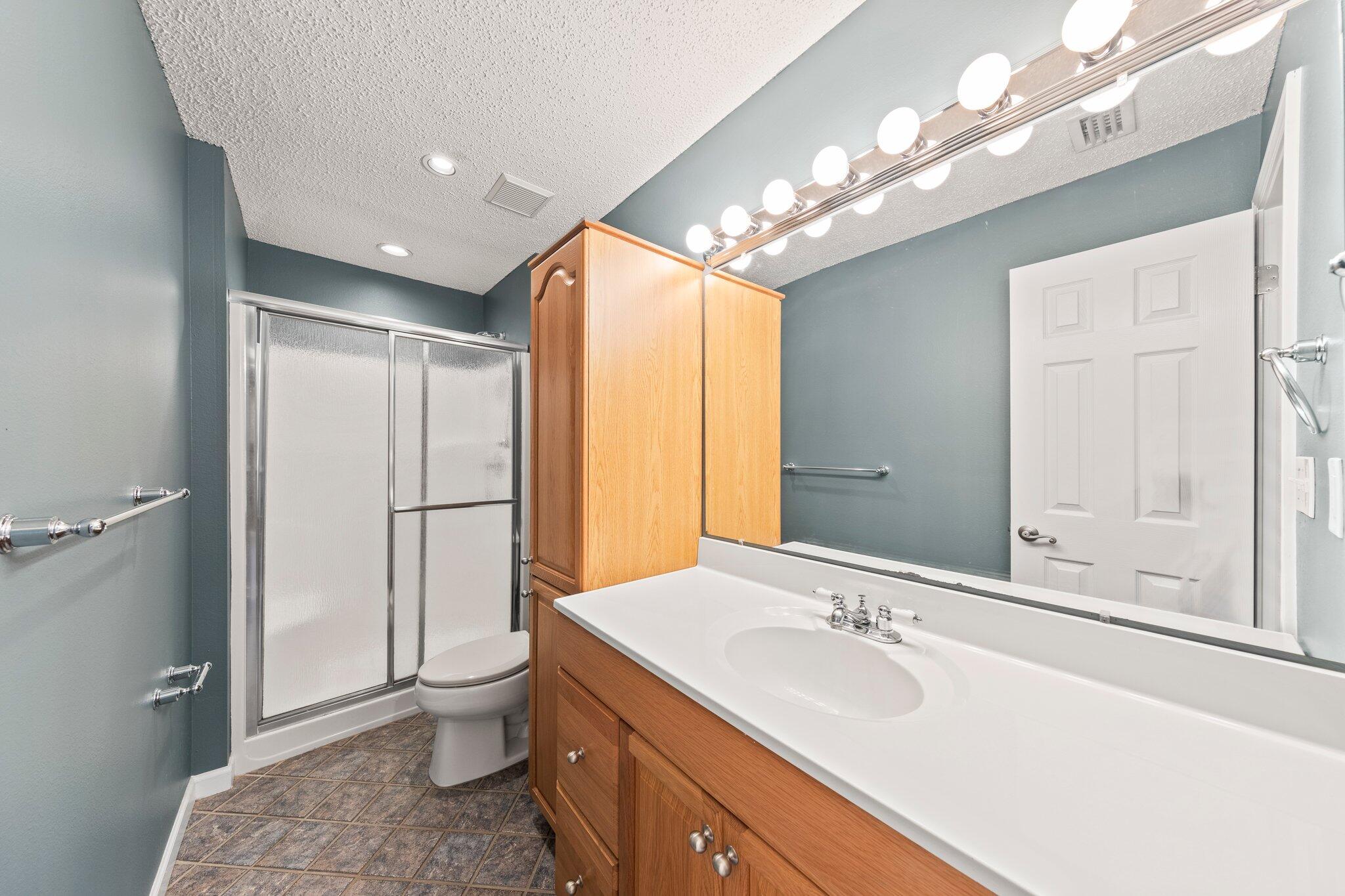 N/A - Residential Lease