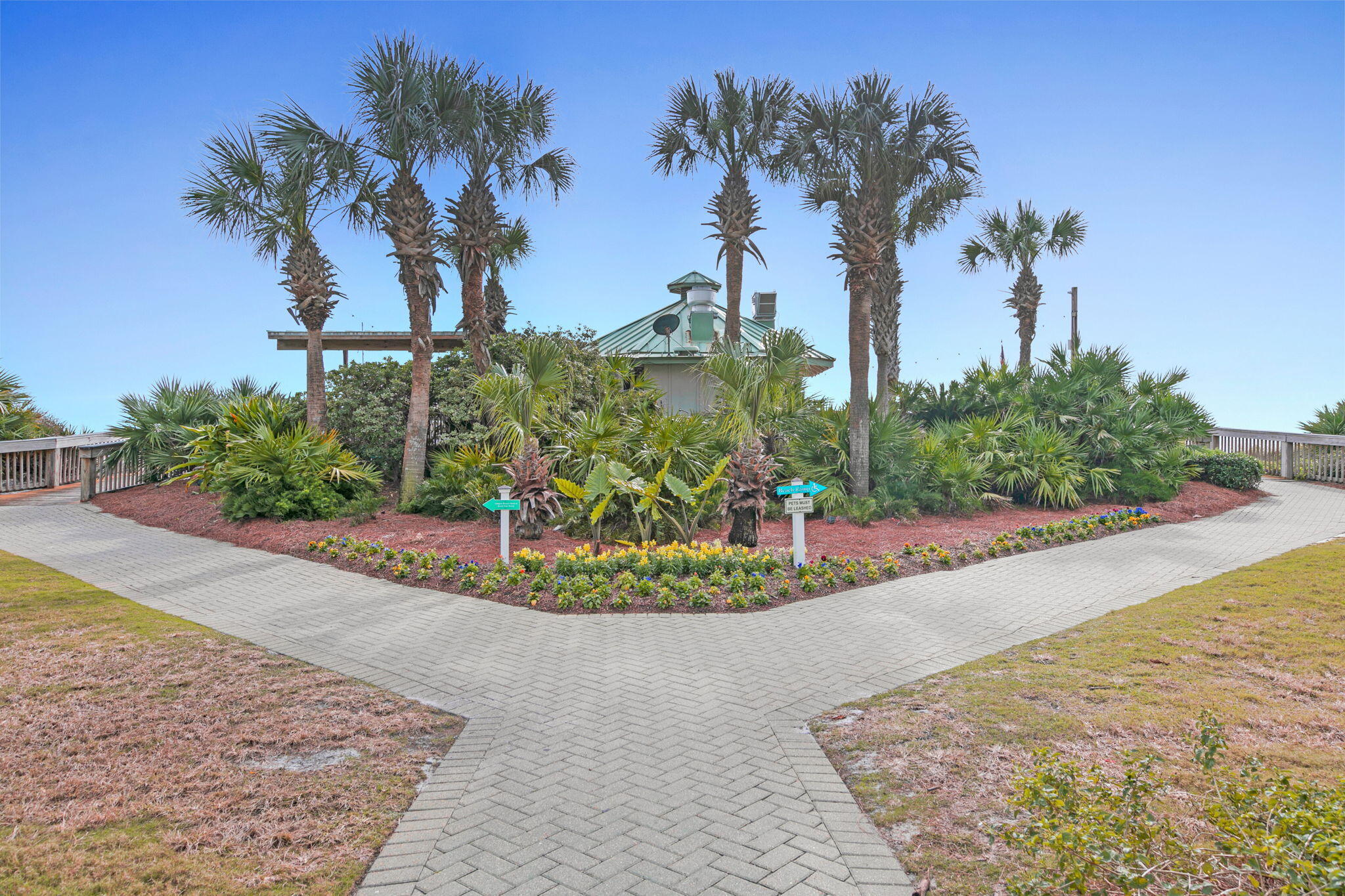 ST. BARTH AT SILVER SHELLS - Residential